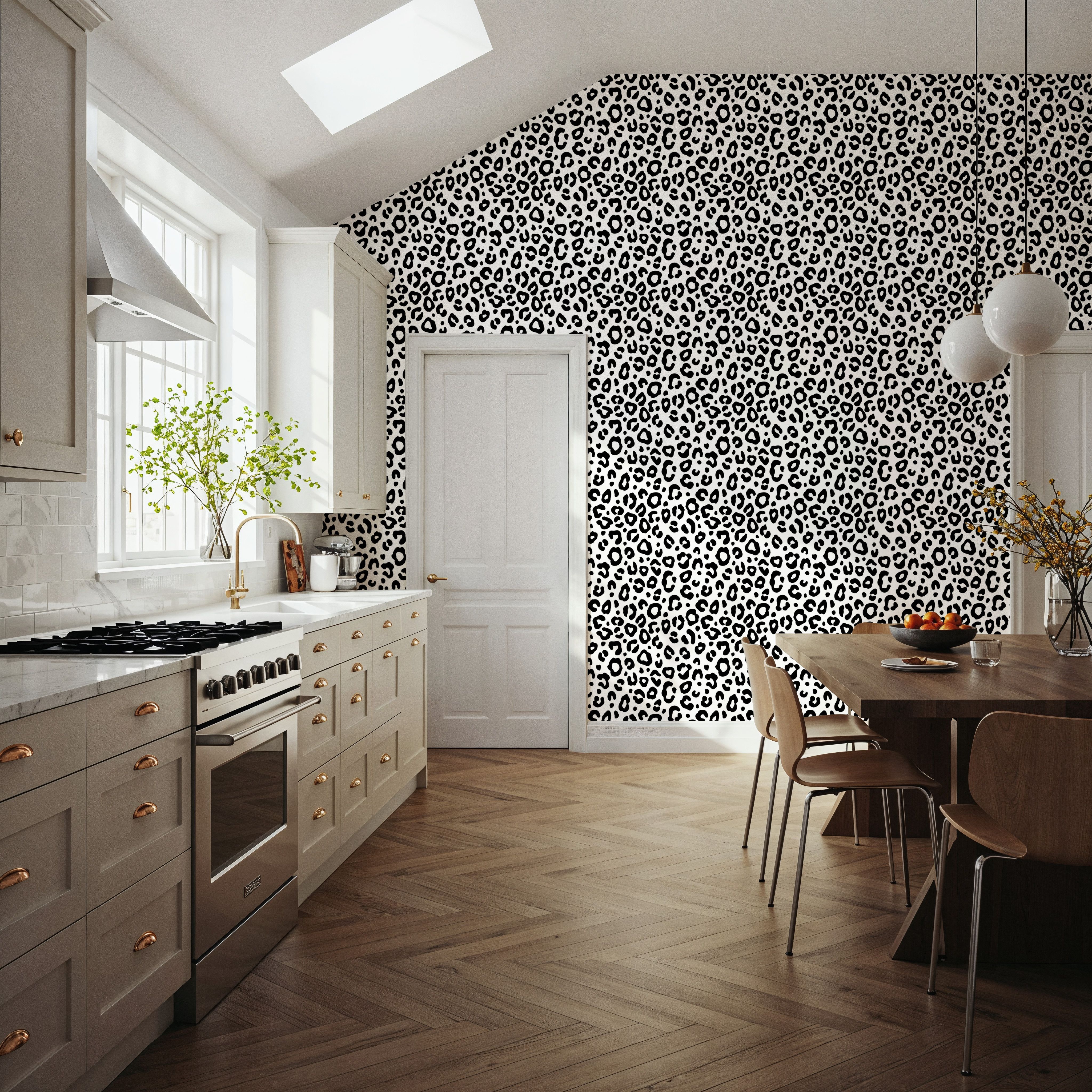 Wild Leopard on Repeat