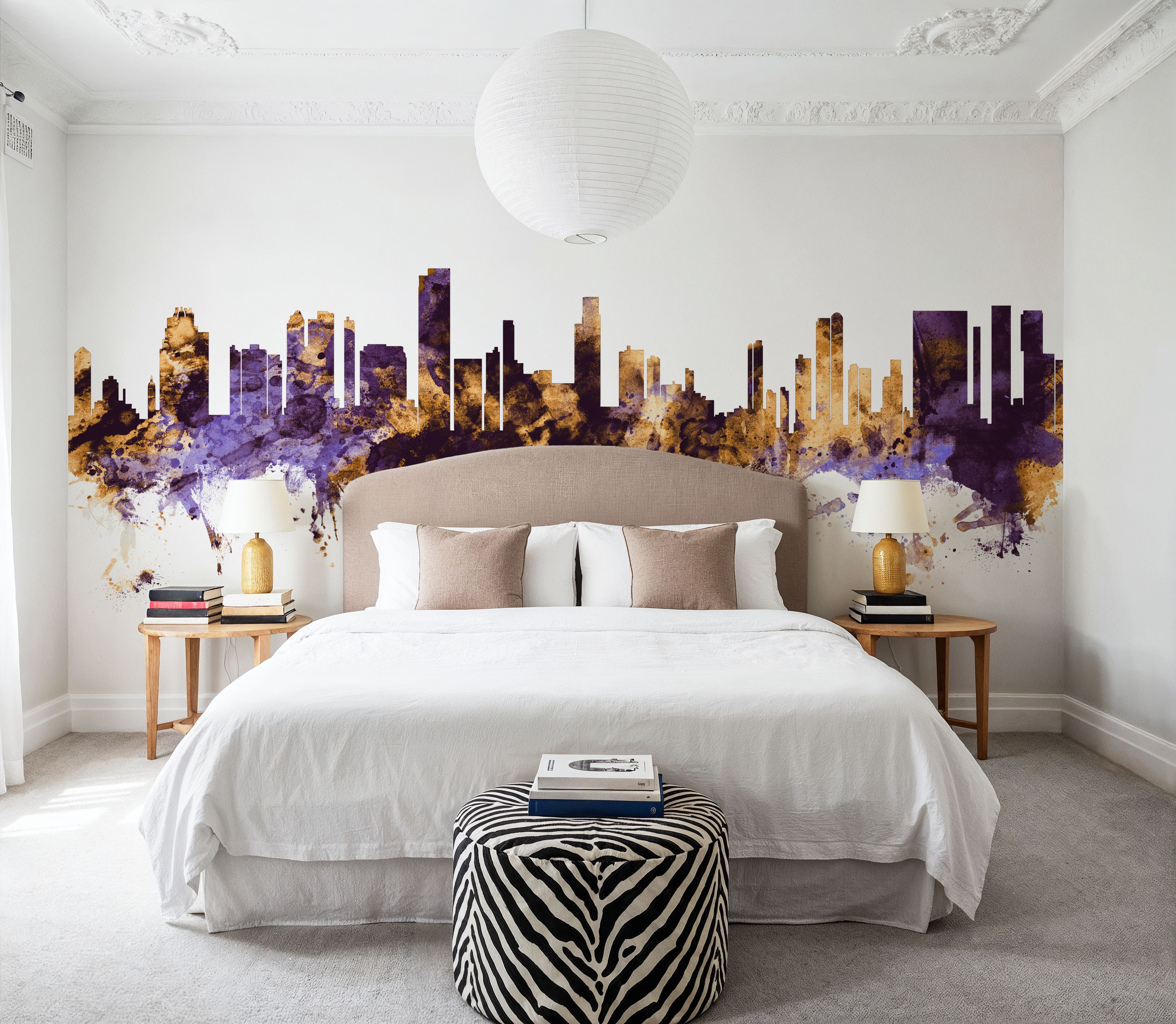 Honolulu Hawaii Skyline Purple & Gold