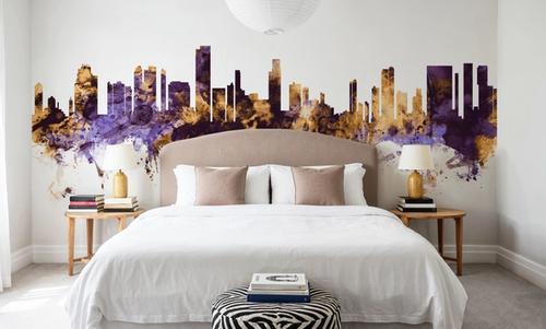 Honolulu Hawaii Skyline Purple & Gold