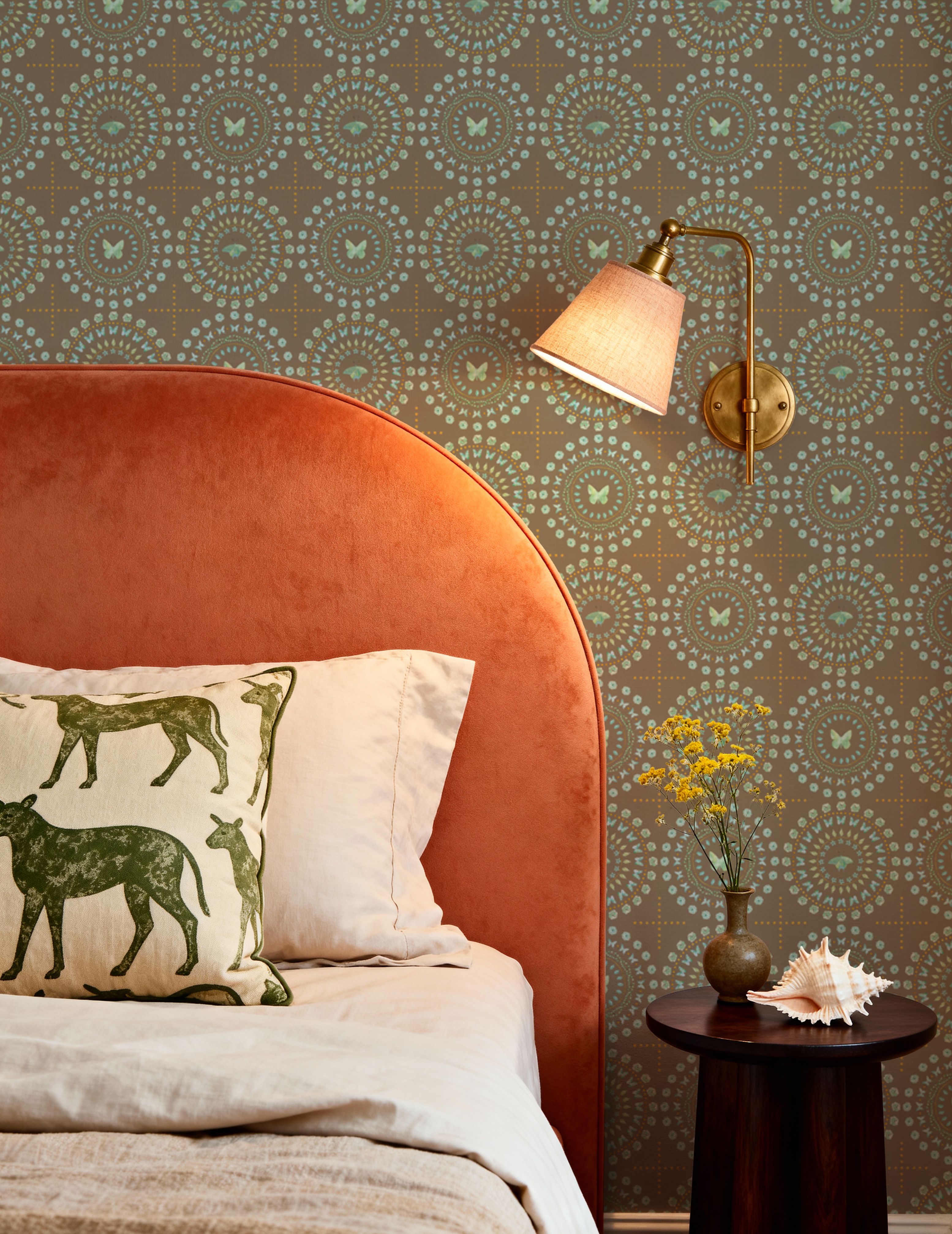 Flutterby Stacks Brown