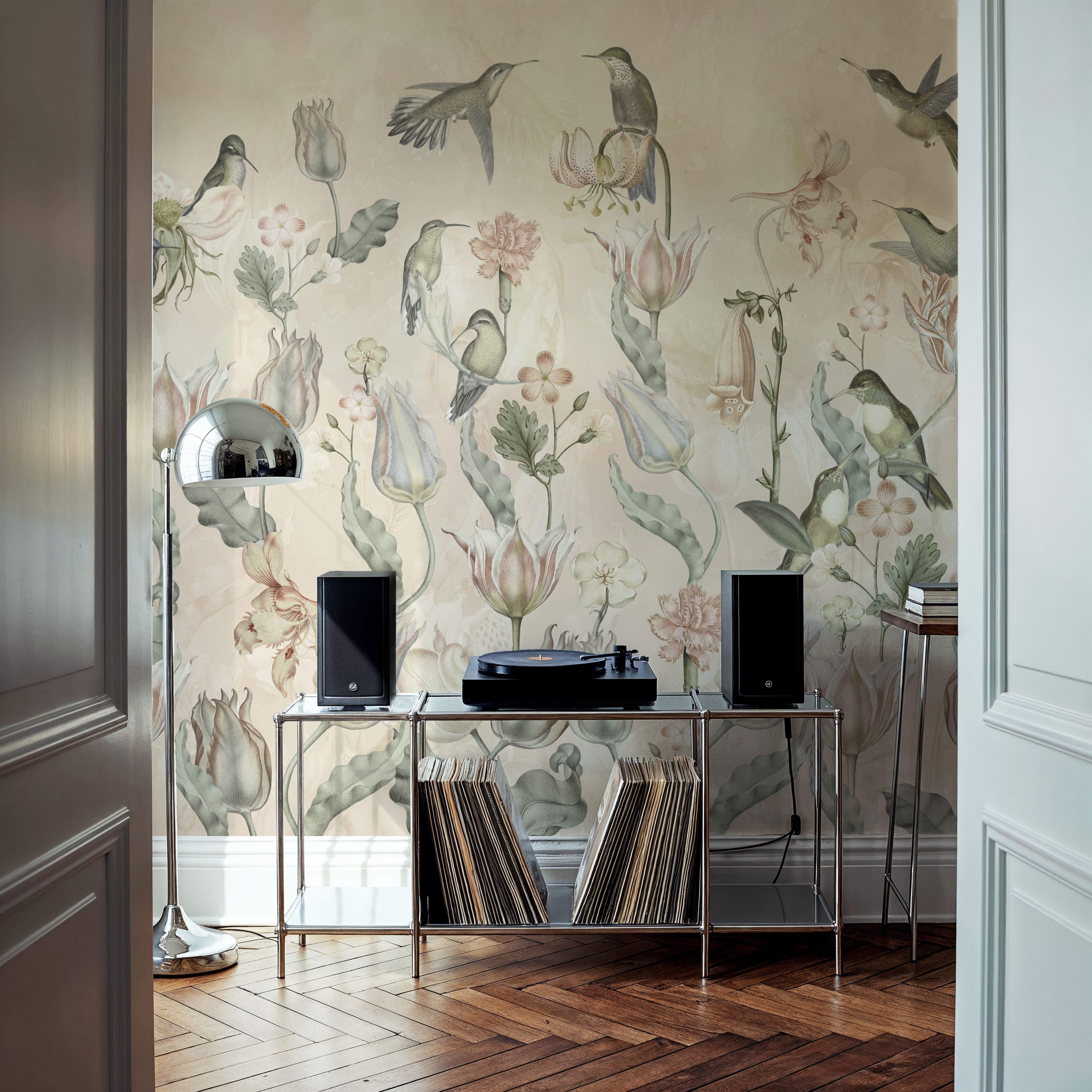Tulips & Birds, Beige
