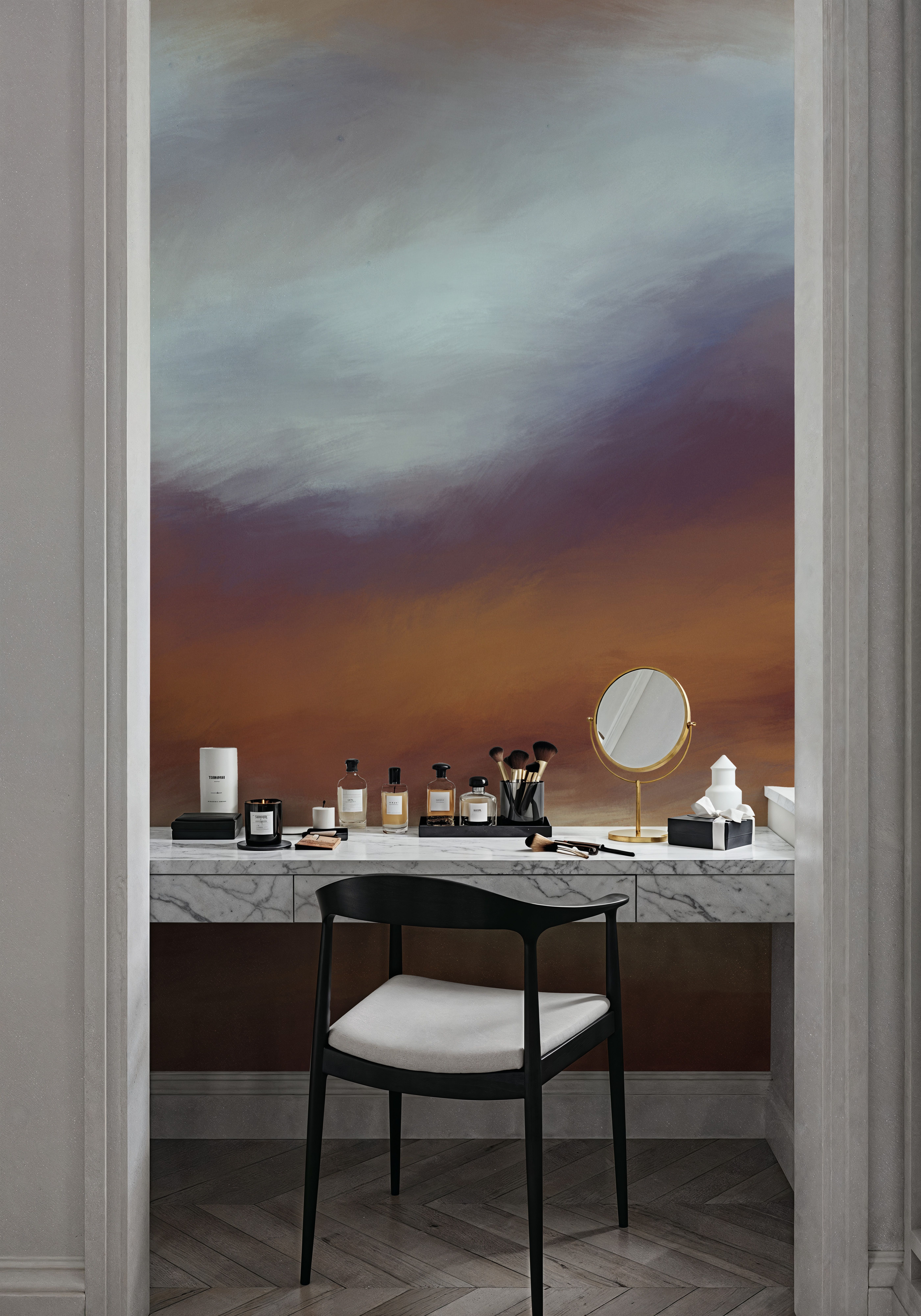 The Silent Horizon, Amber