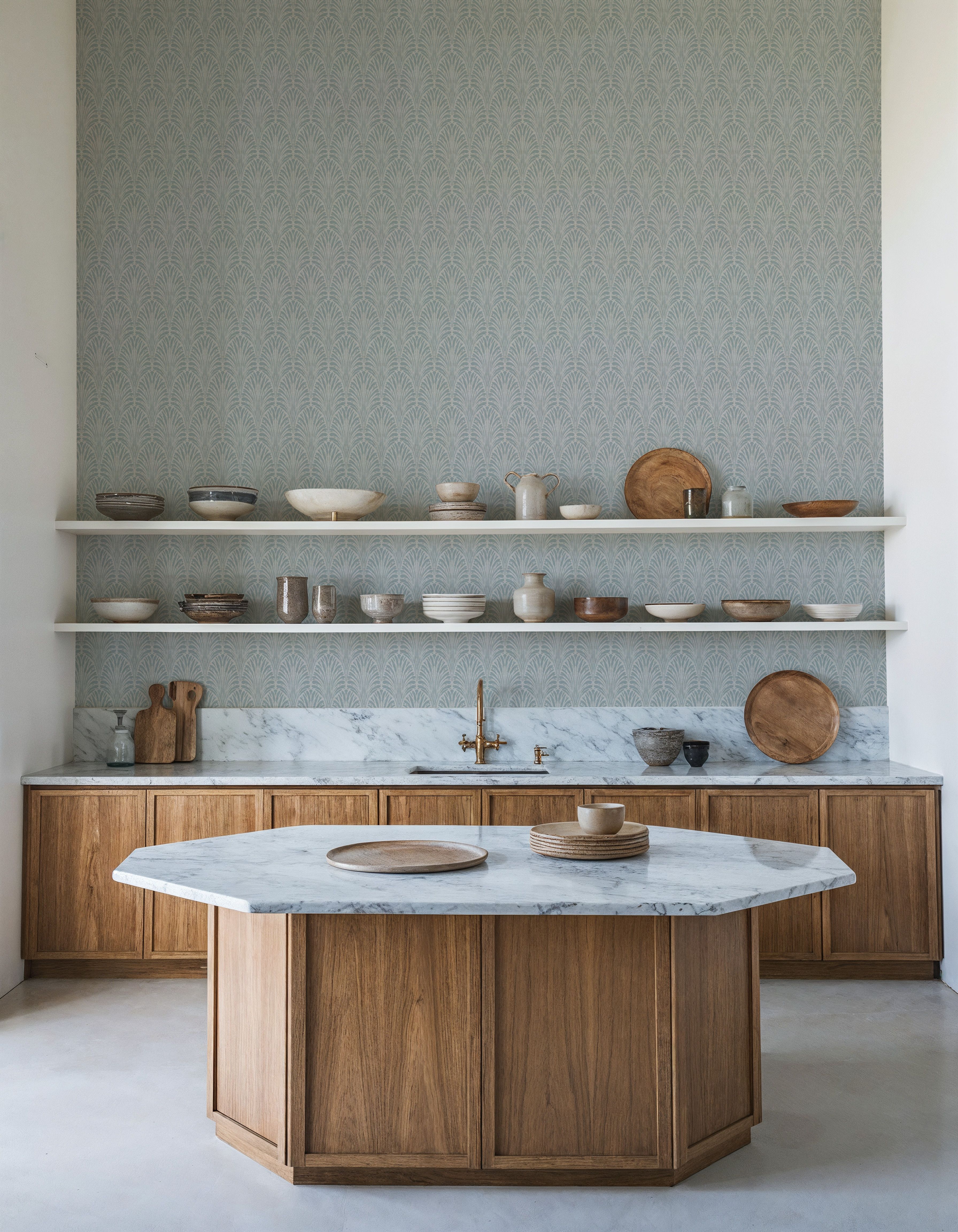 Brushstroke Fan Scallop, Wind