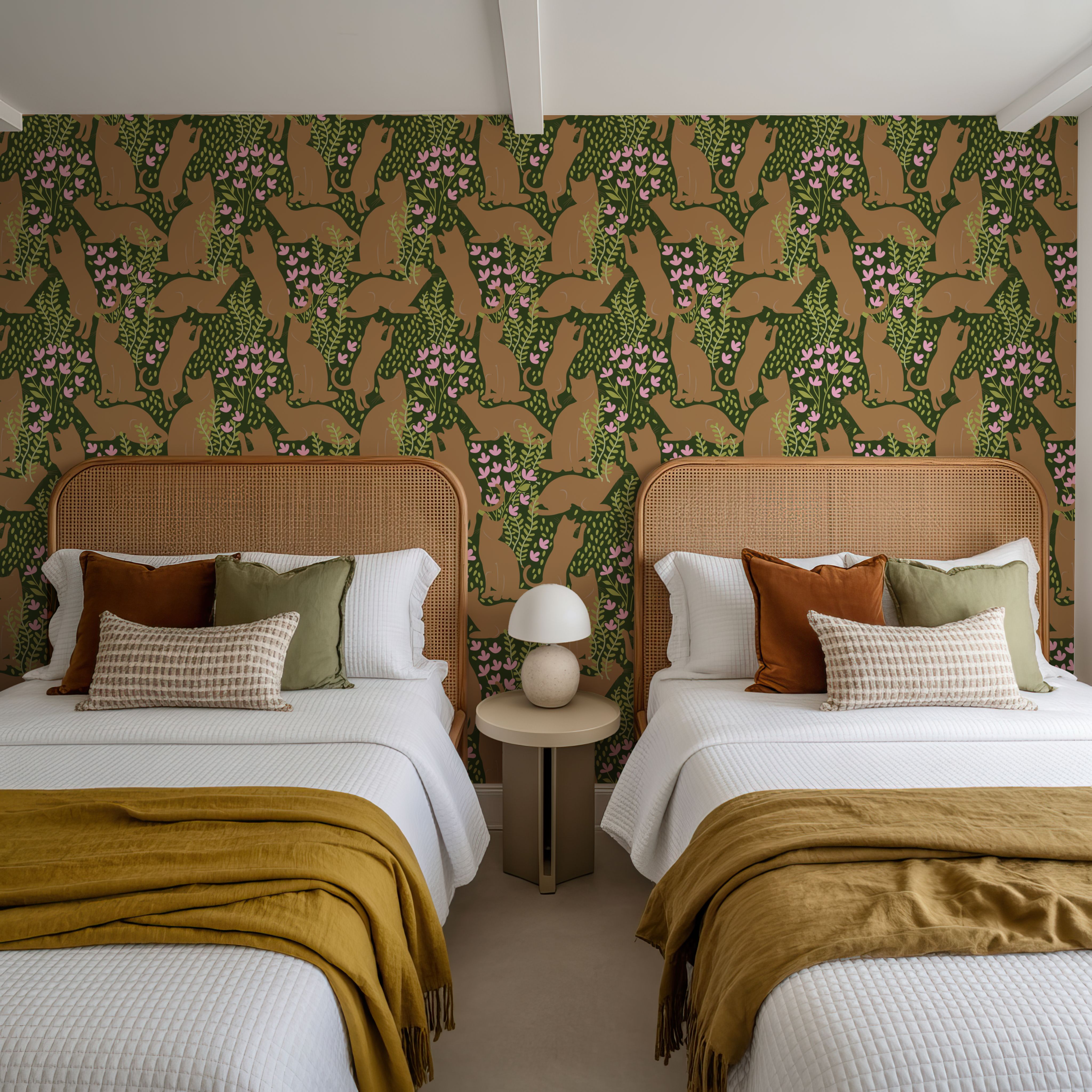 Hunters in The Garden, Green & Beige