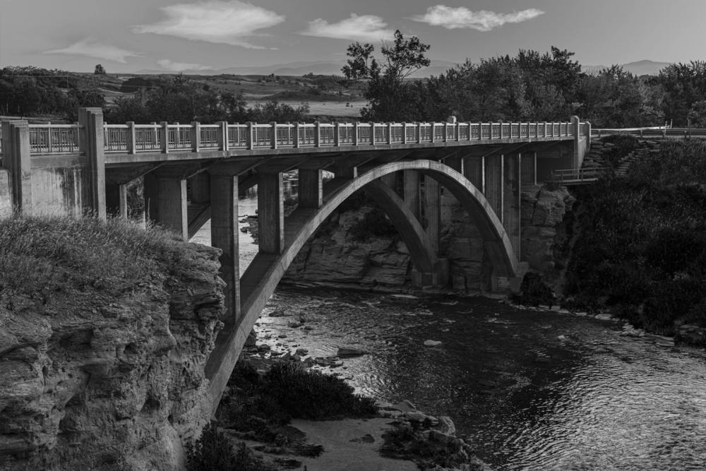 Lundbreck Falls Bridge BW