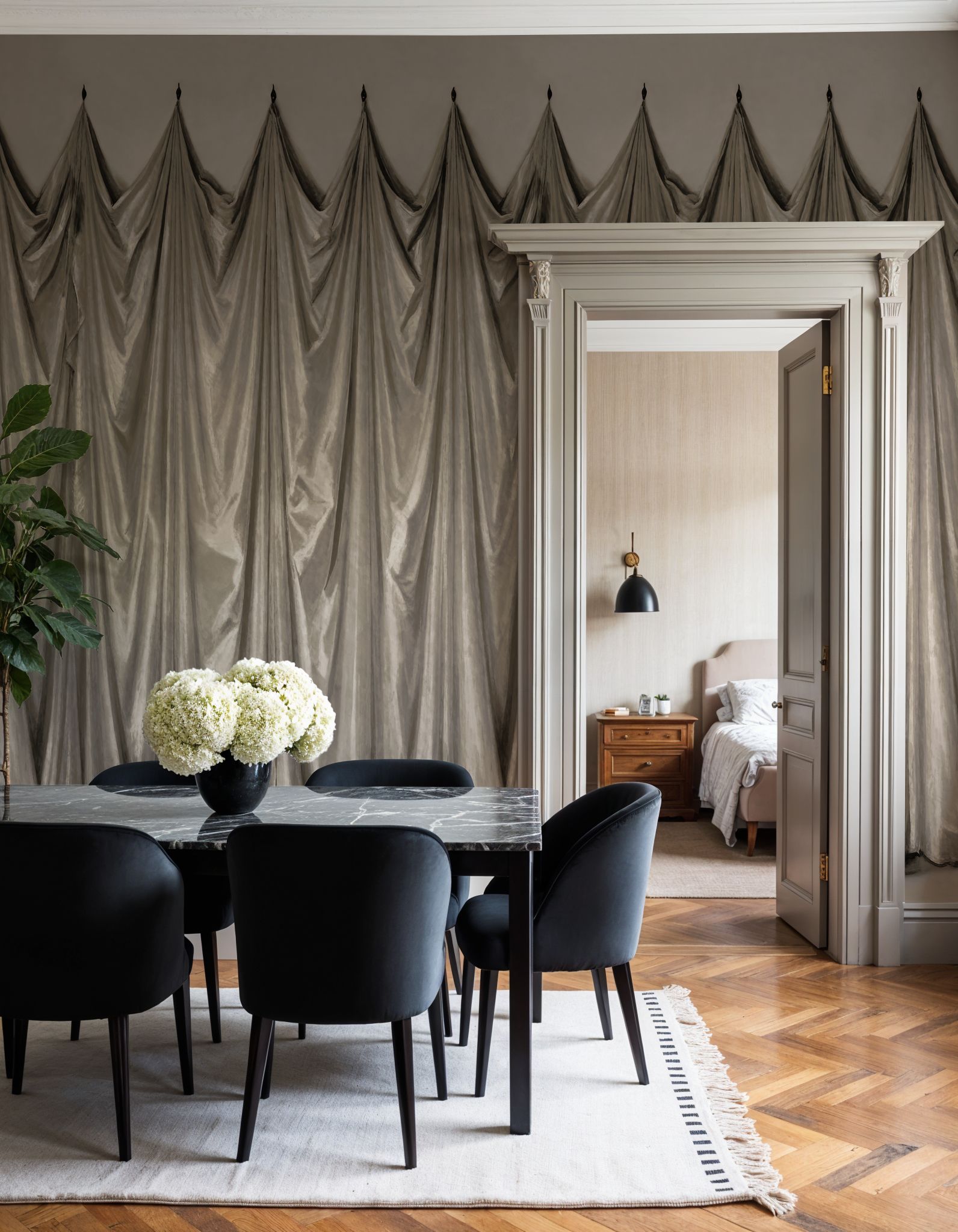 Medici Drapes, Beige
