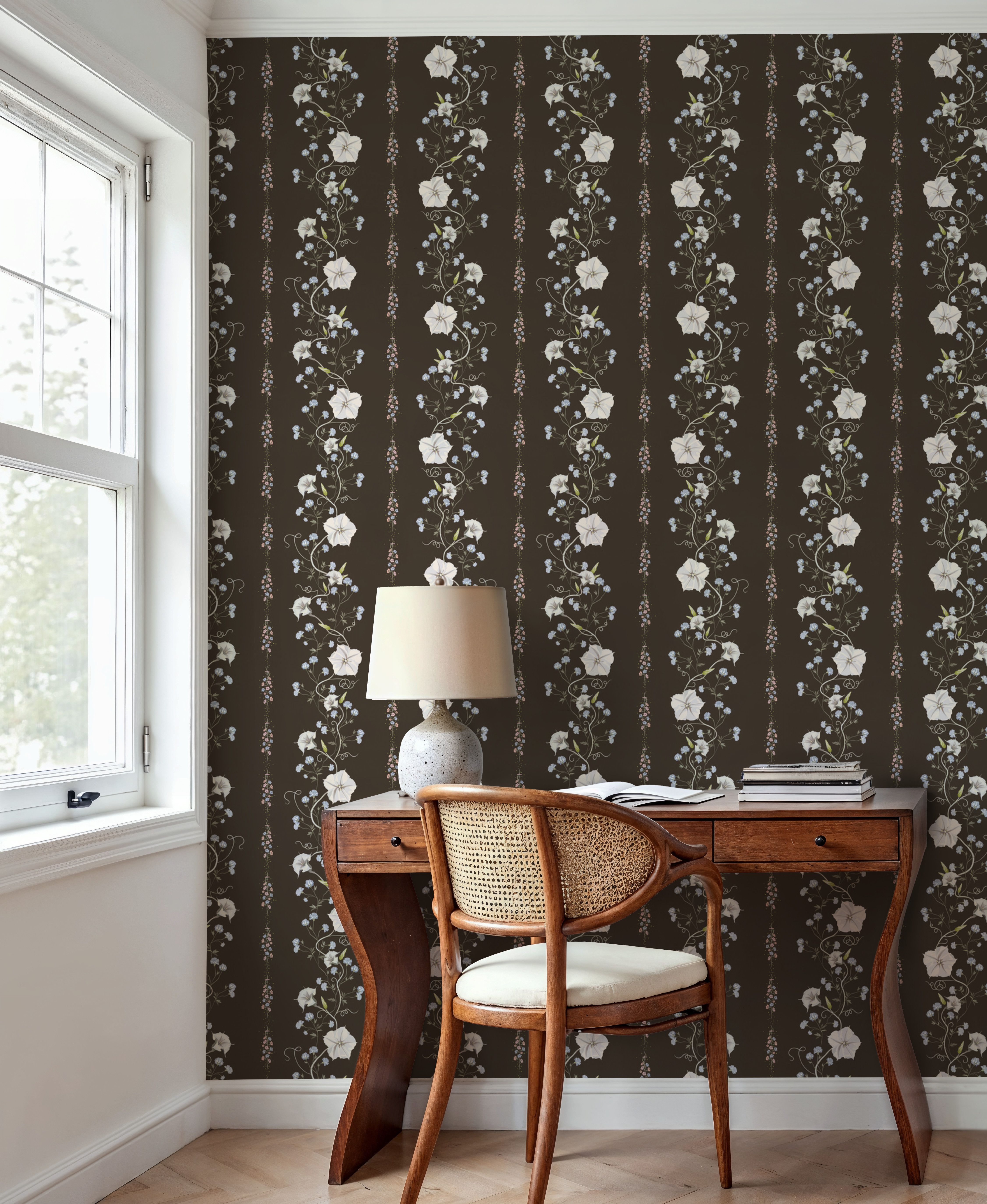 Trailing Flower Stripe, Walnut