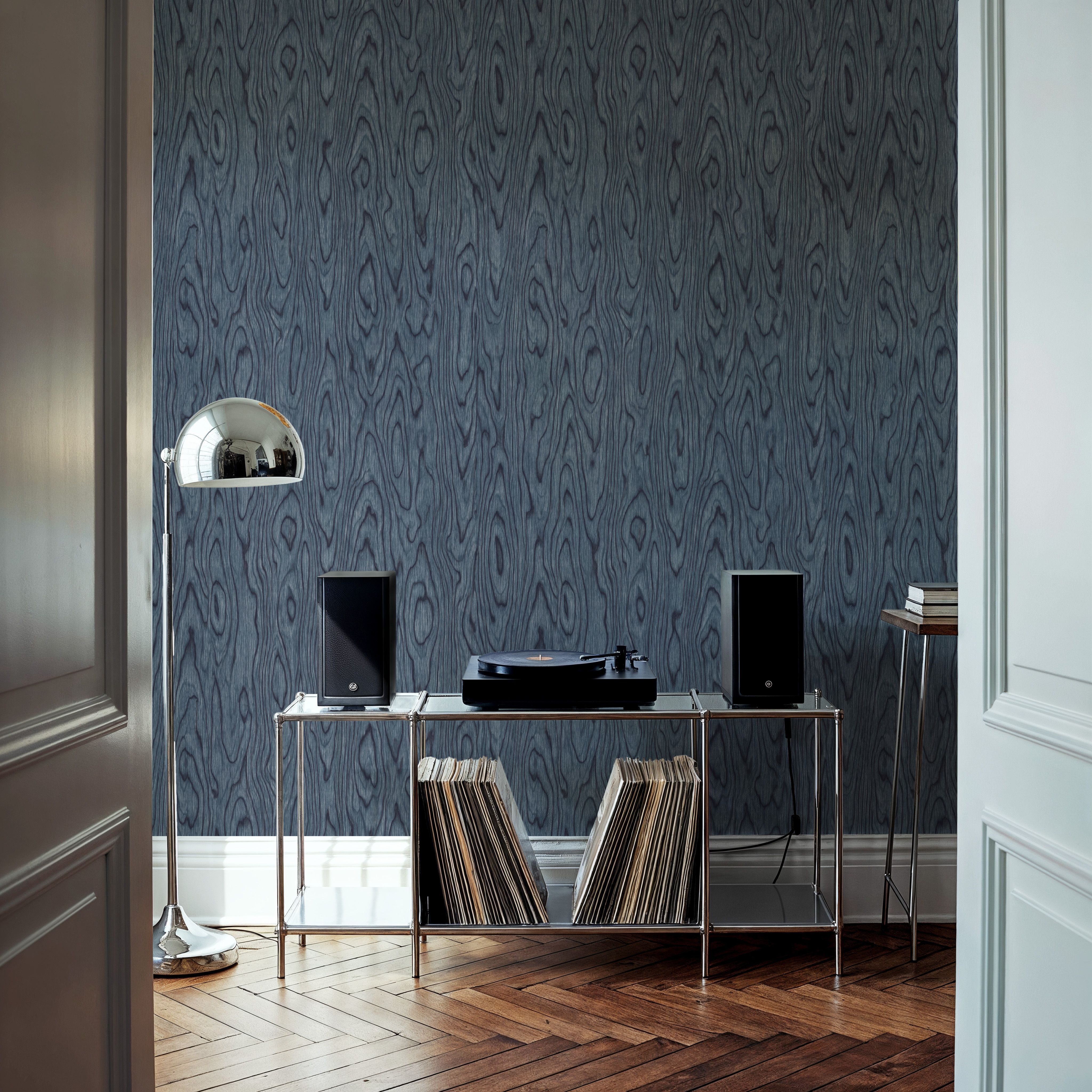 Conoid Grain, Prussian Blue, Tapetti