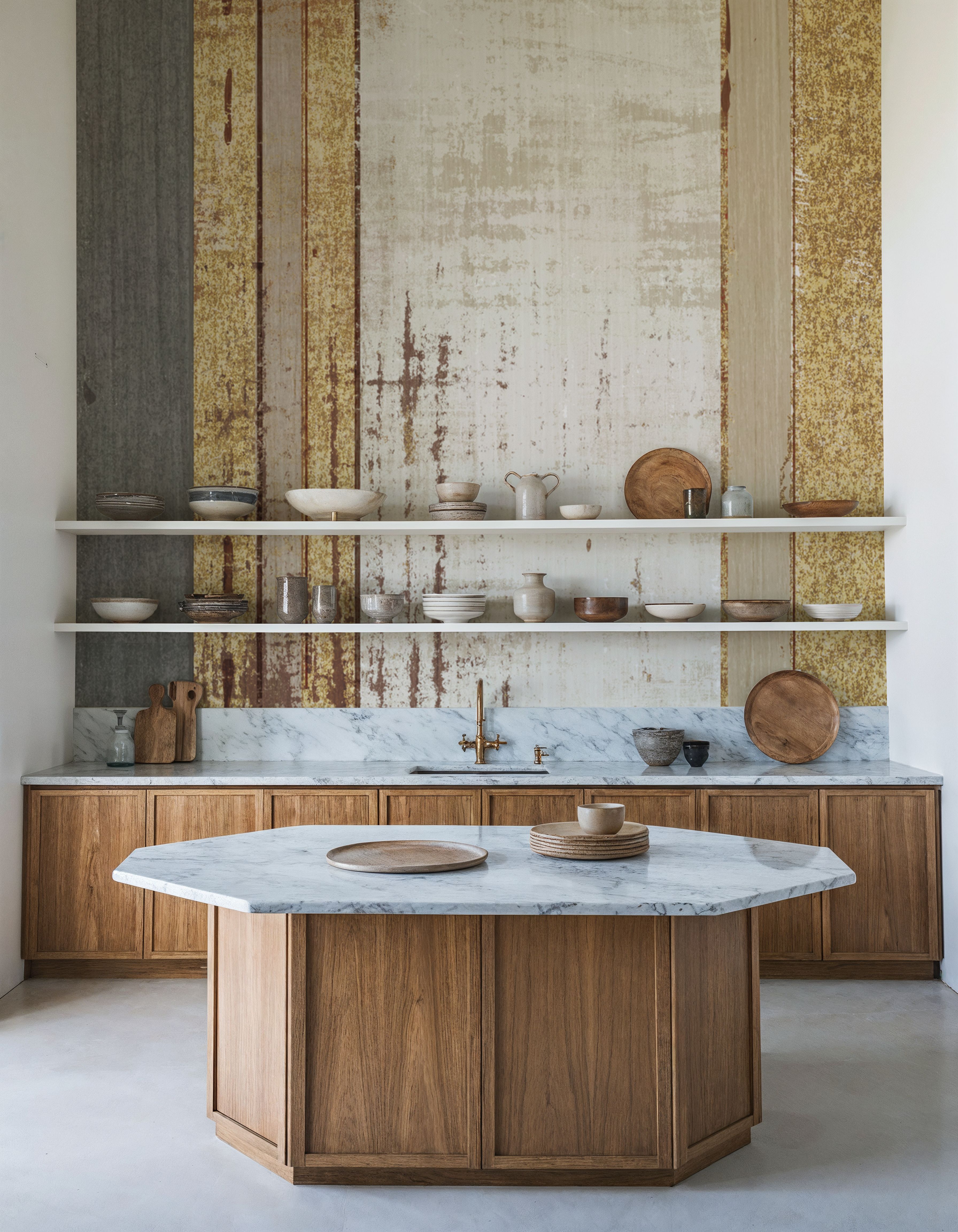 Beachscape VIII Gold Neutral