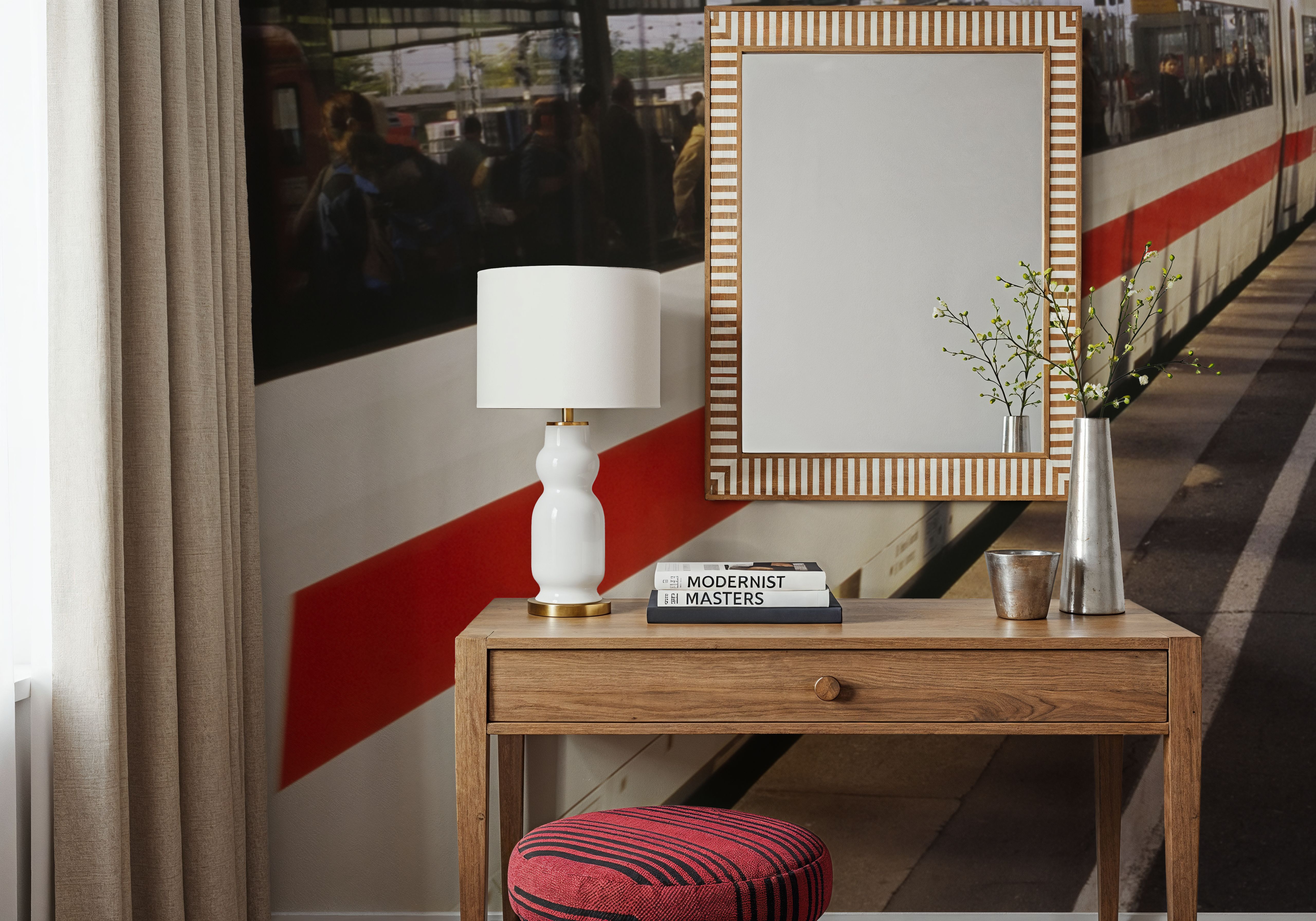 Platform Departure, Wallpaper