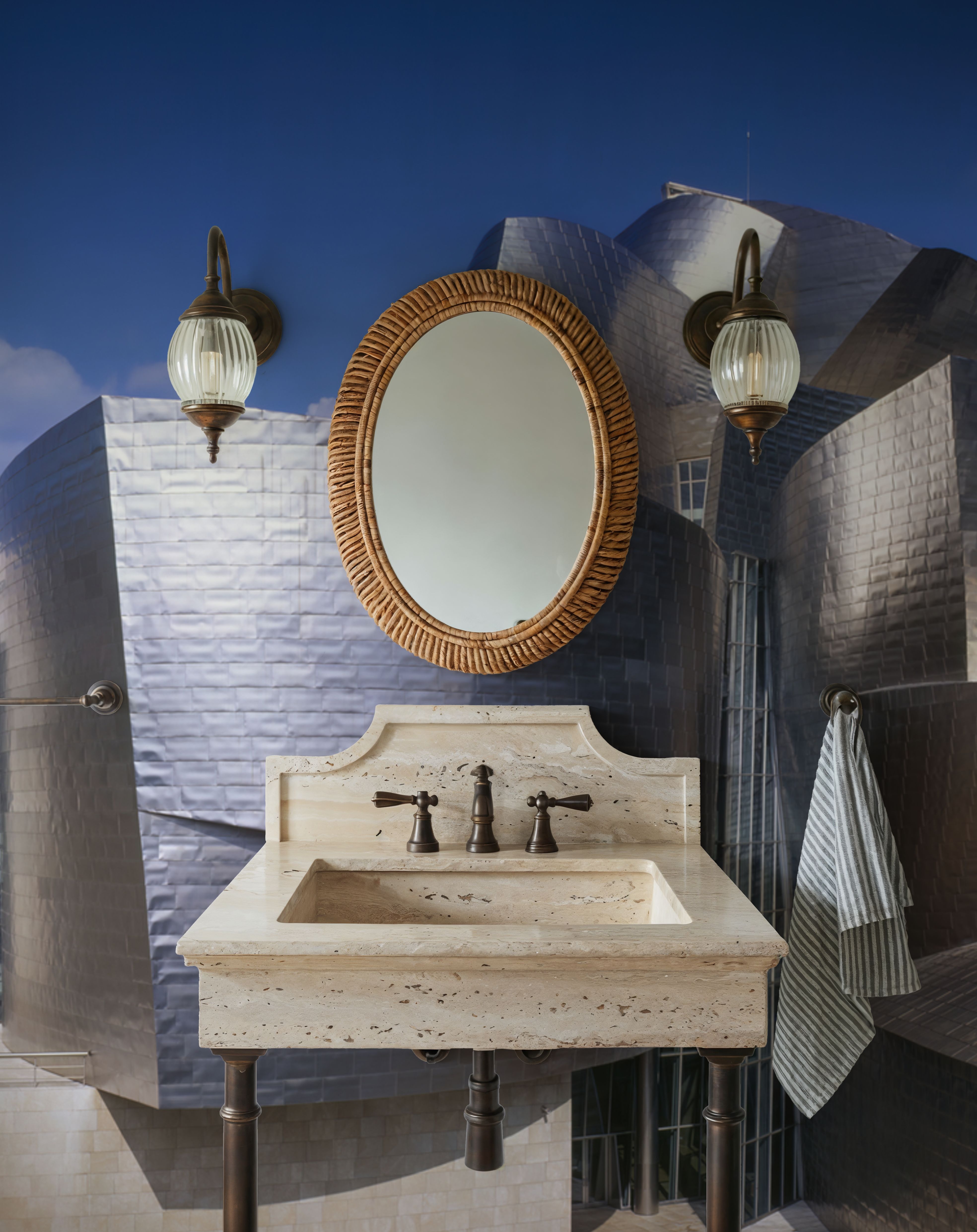 Metallic Wave Architecture