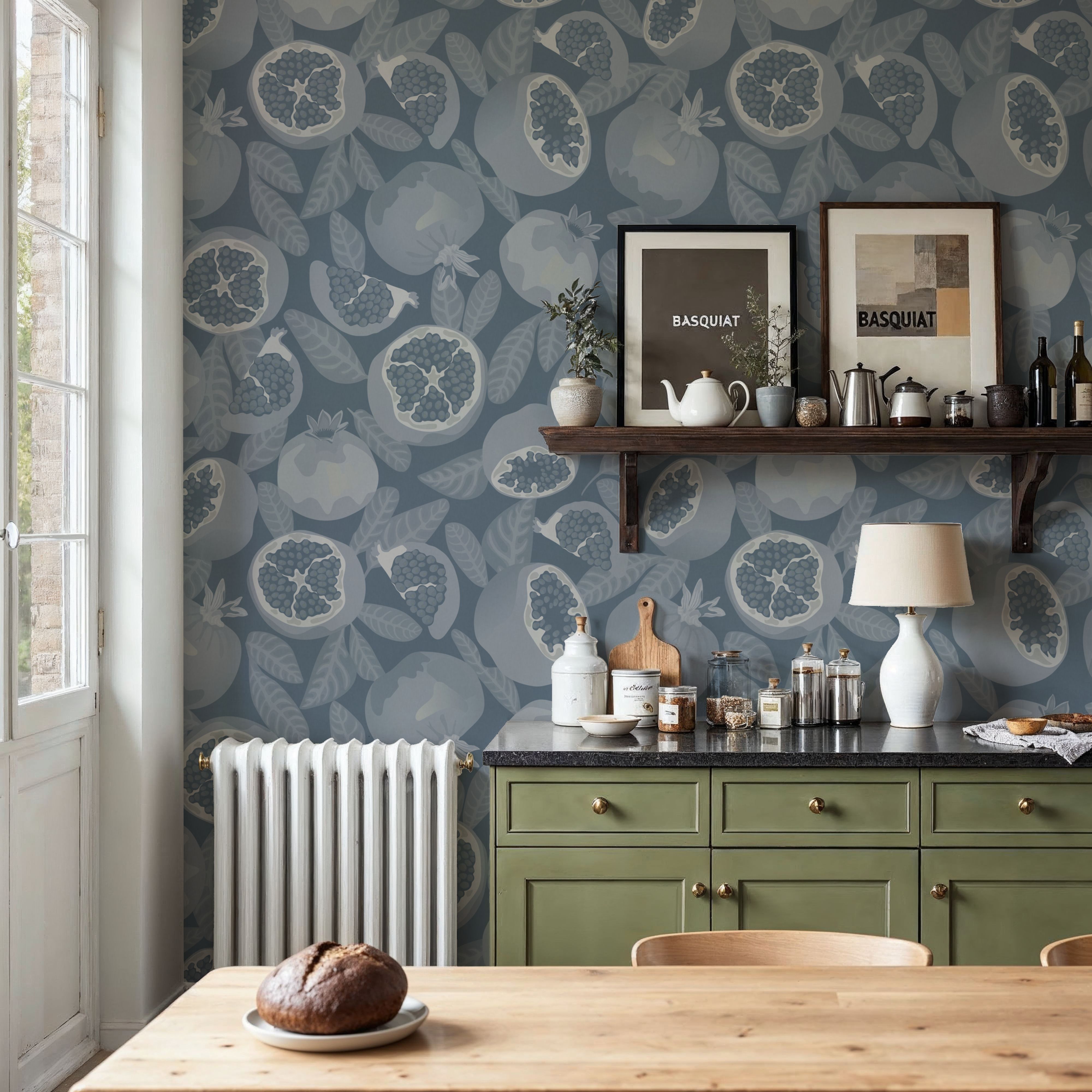 Pomegranate Blue, Behang