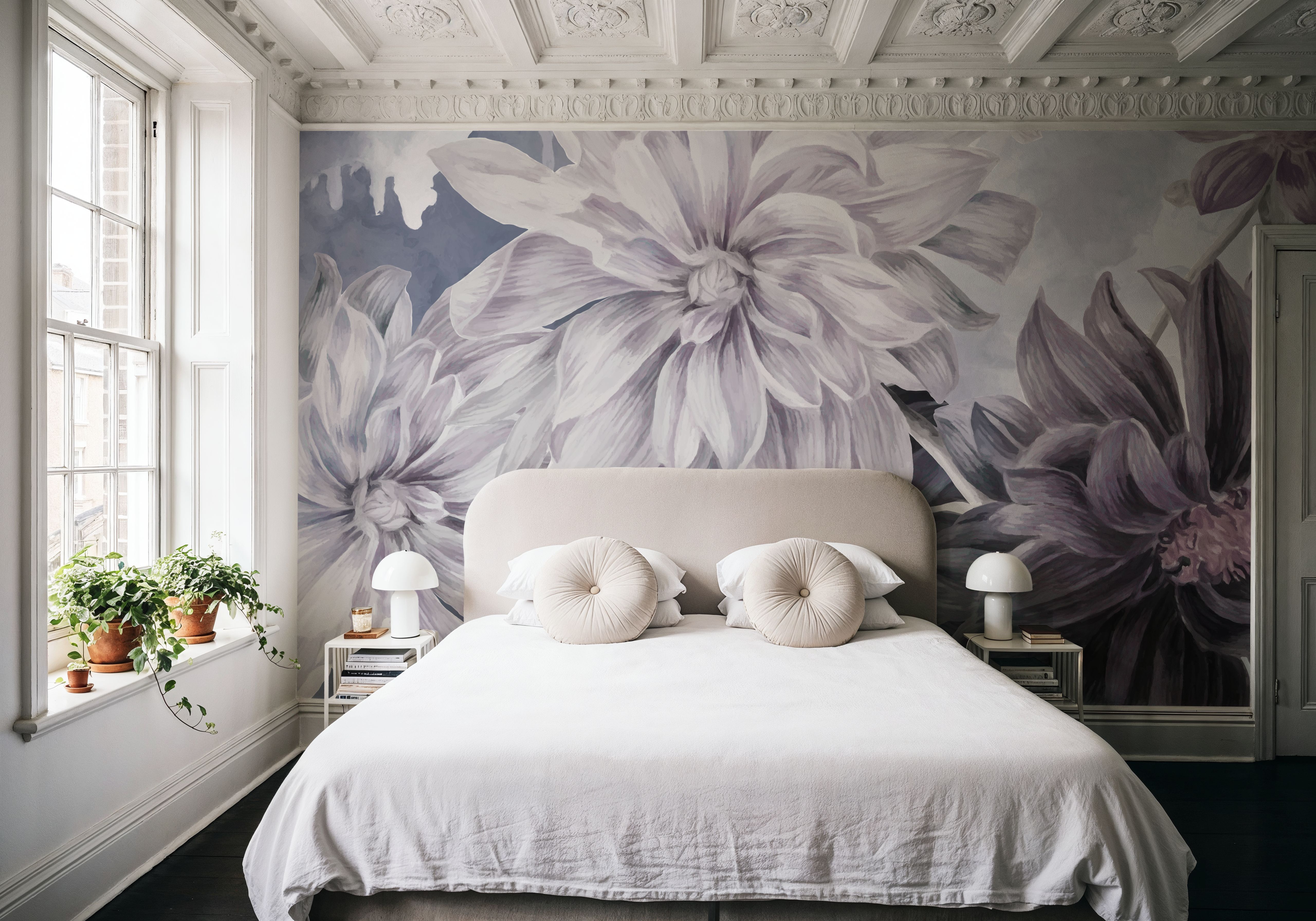 Focus on the Dahlia Gray