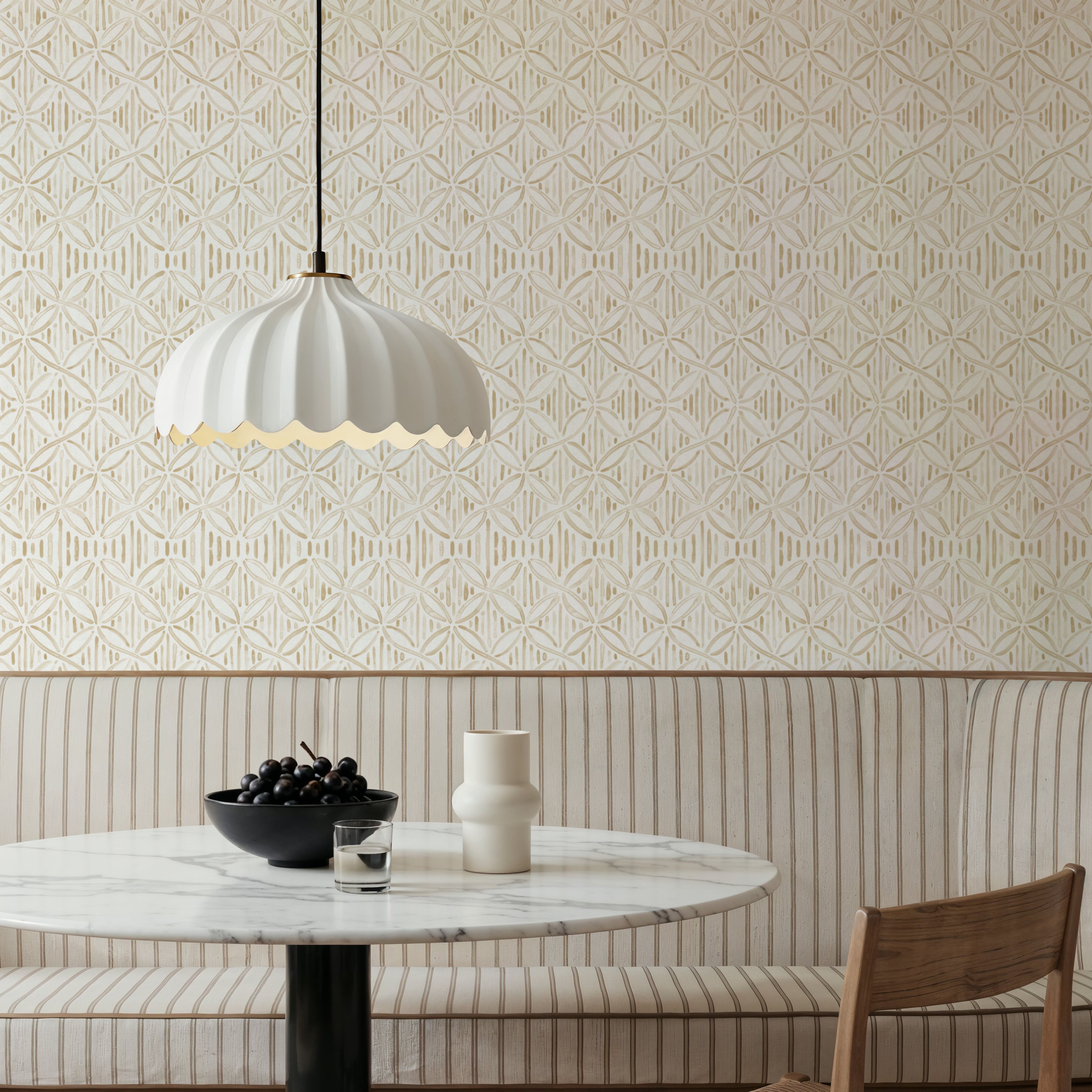 Paradise Flows Beige Tapete | Geometrisch