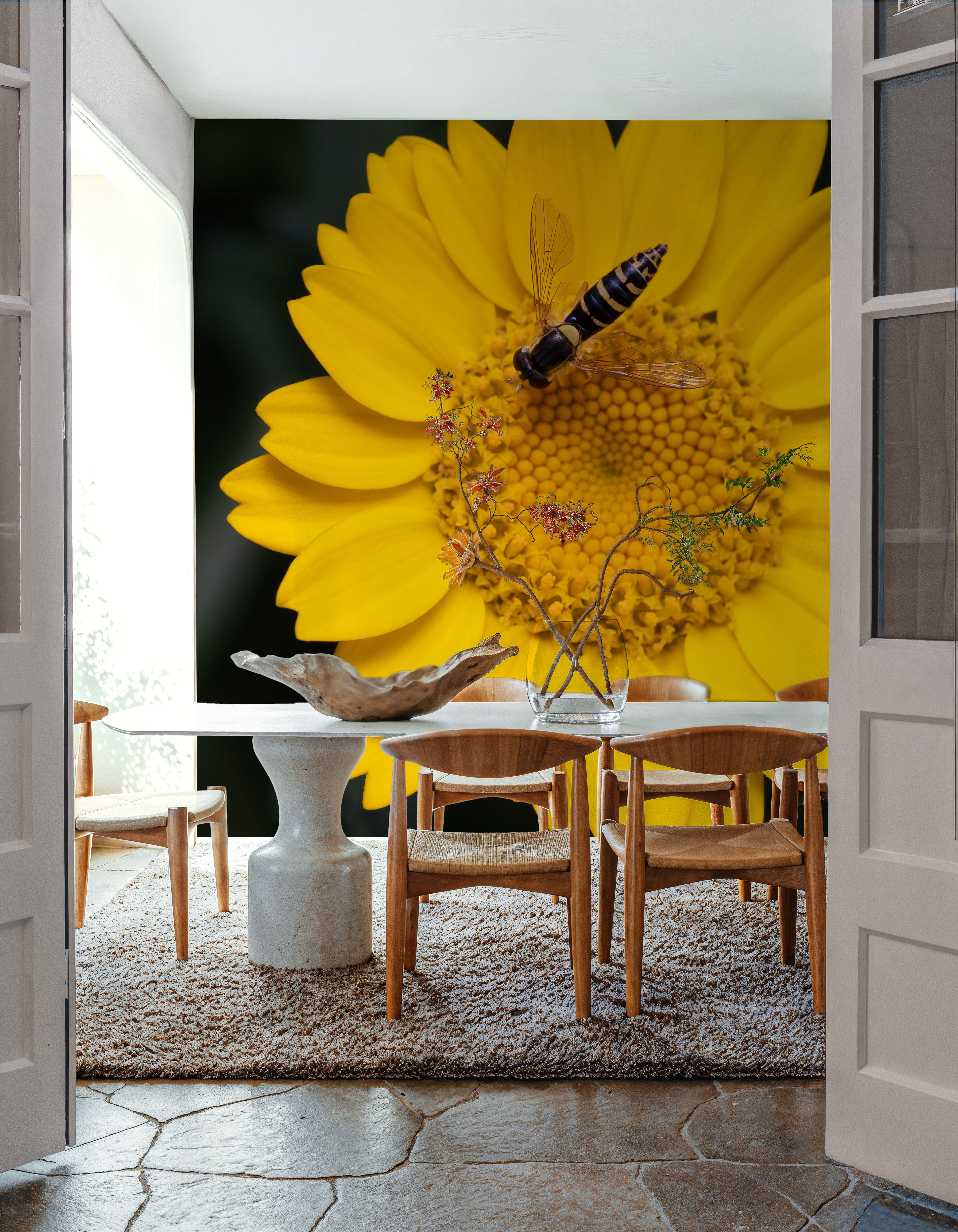 Yellow Attraction