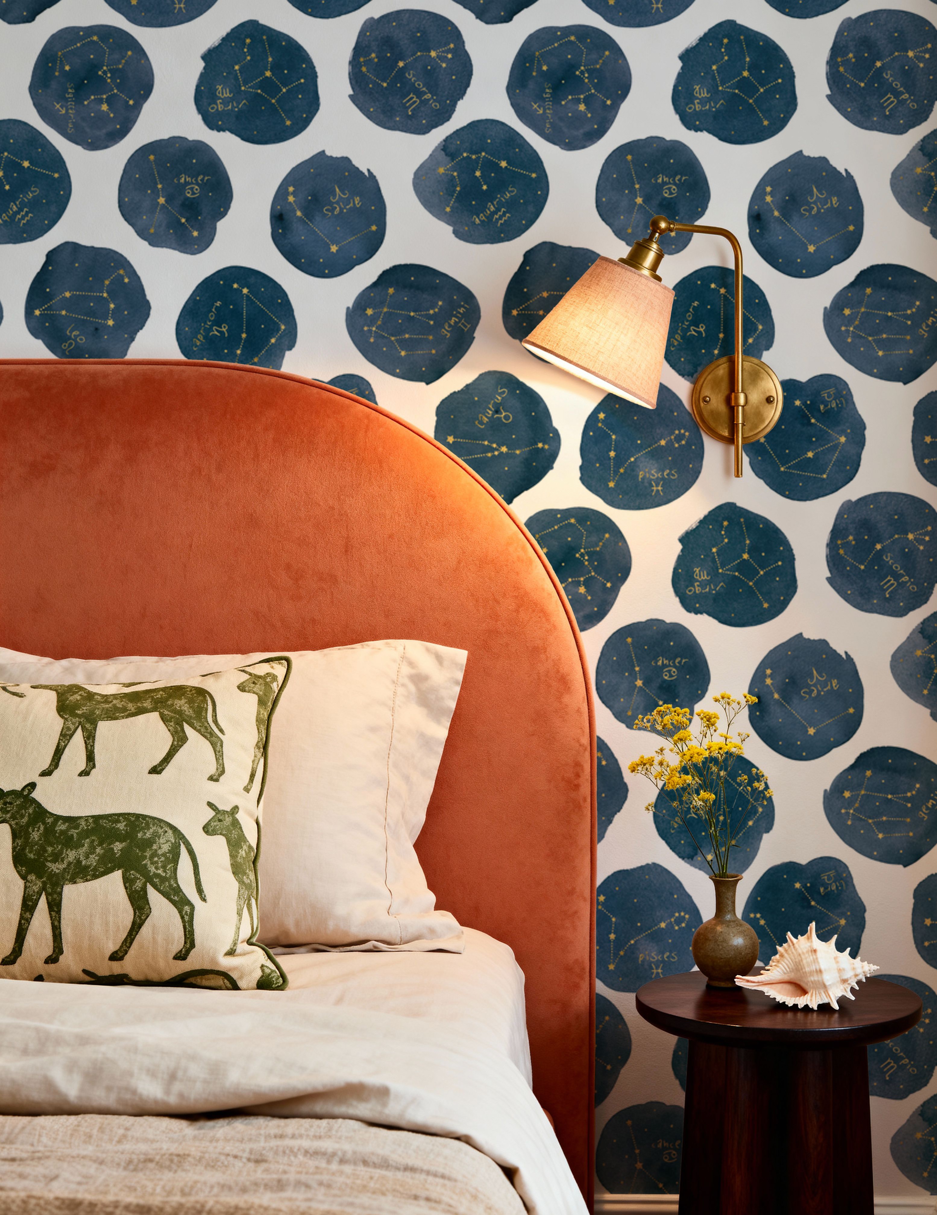 Horoscopic Space White