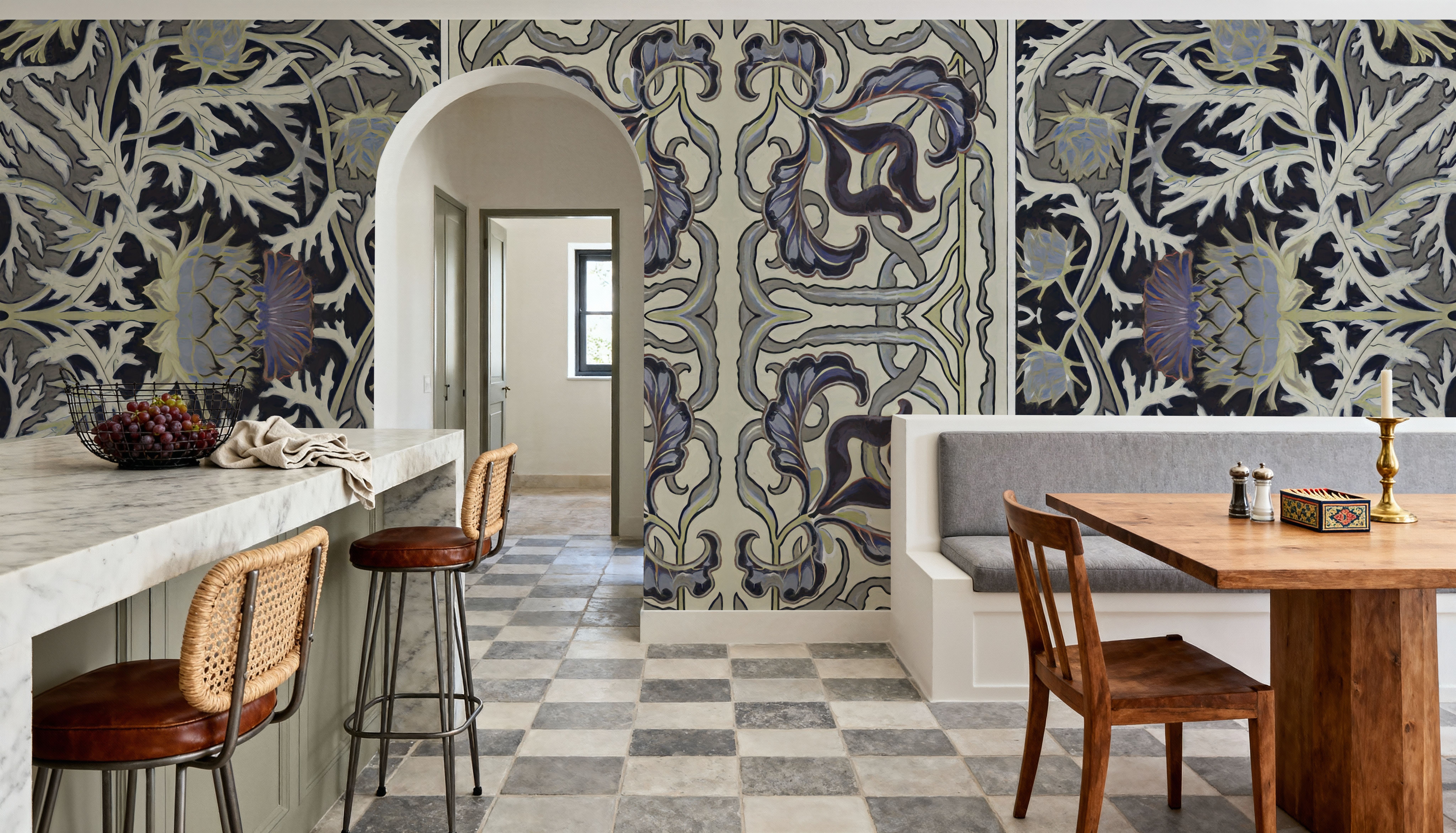 Iris & Thistle Ornament, Periwinkle, Papel pintado