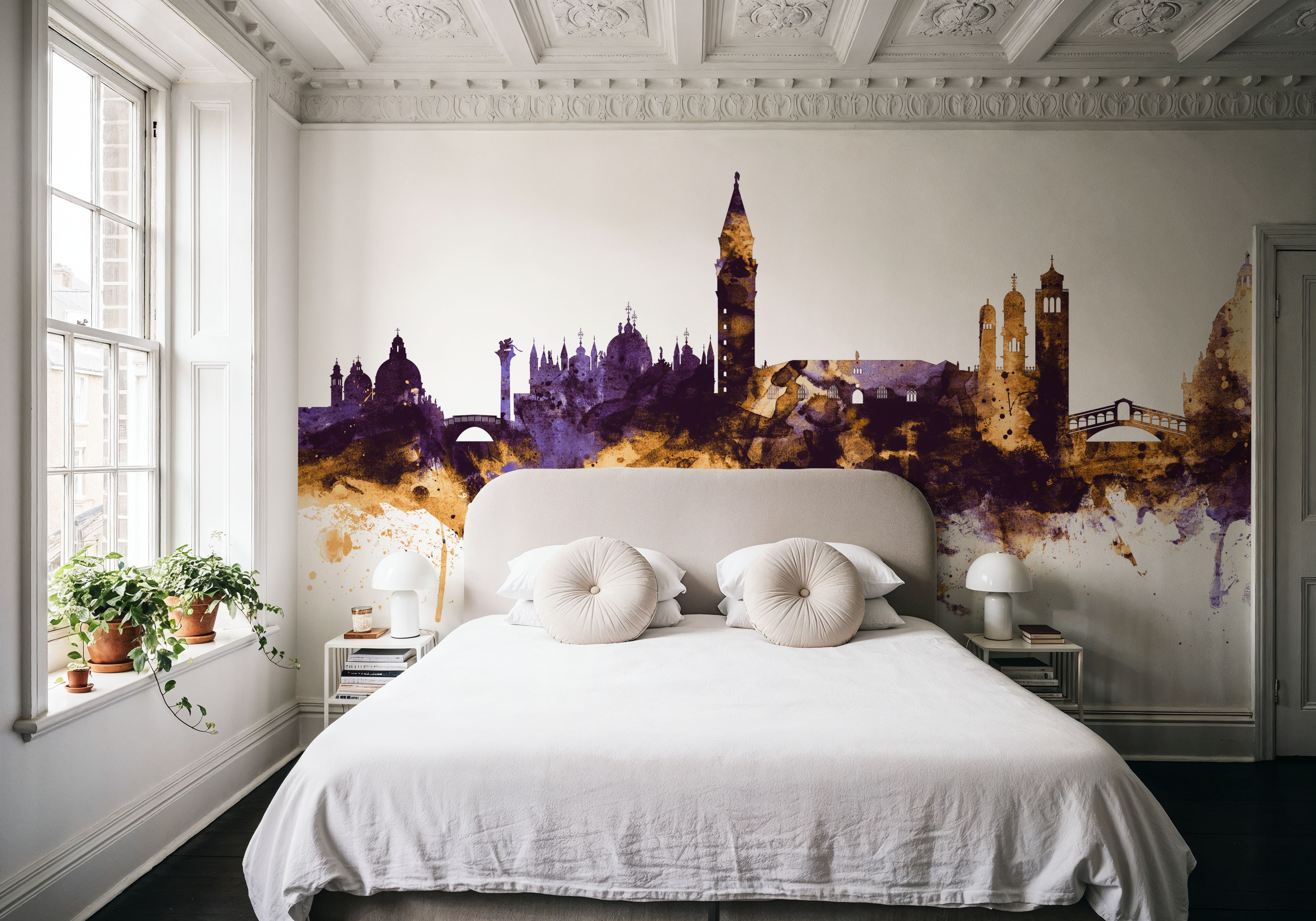 Venice Itay Skyline Purple & Gold