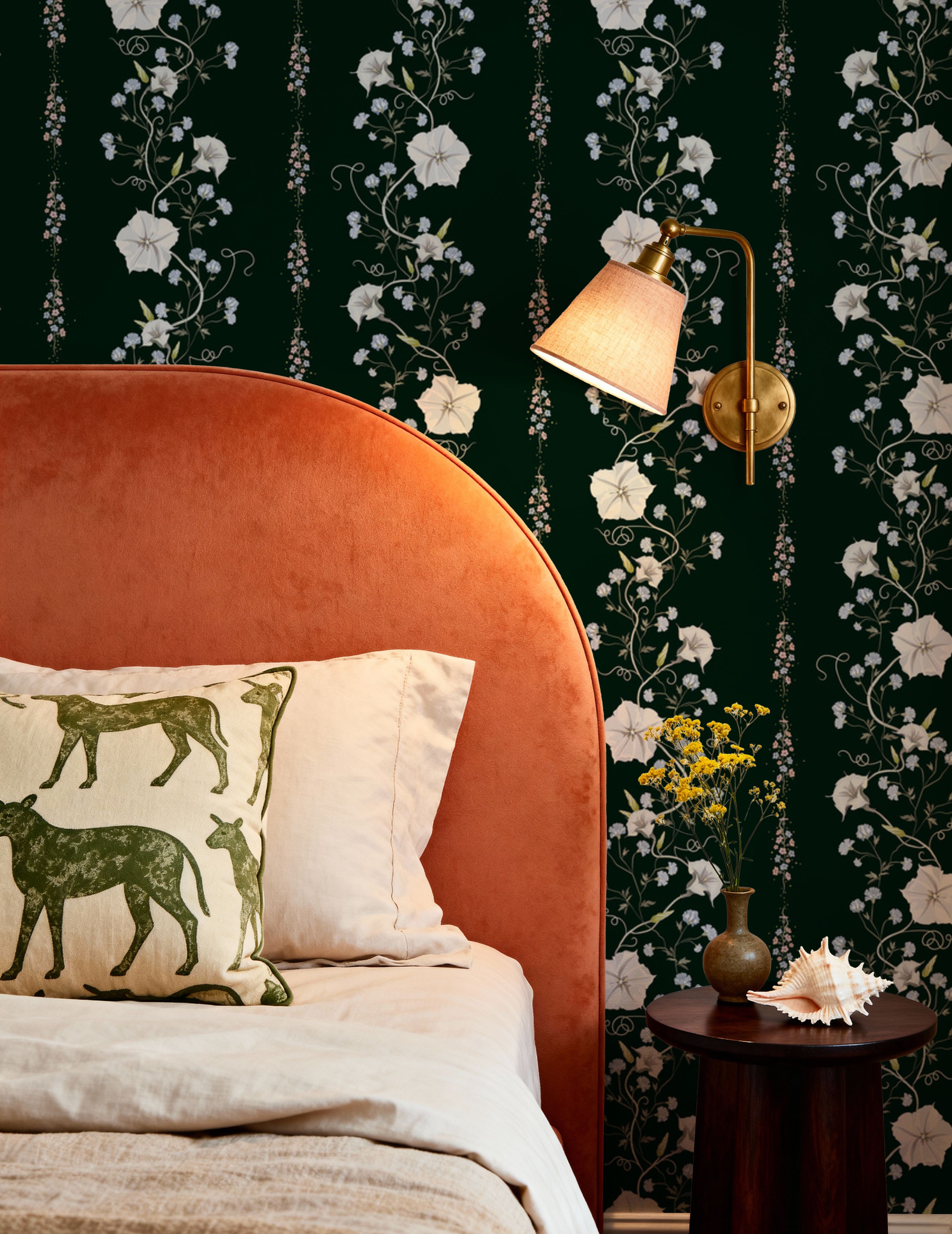 Trailing Flower Stripe, Dark Green