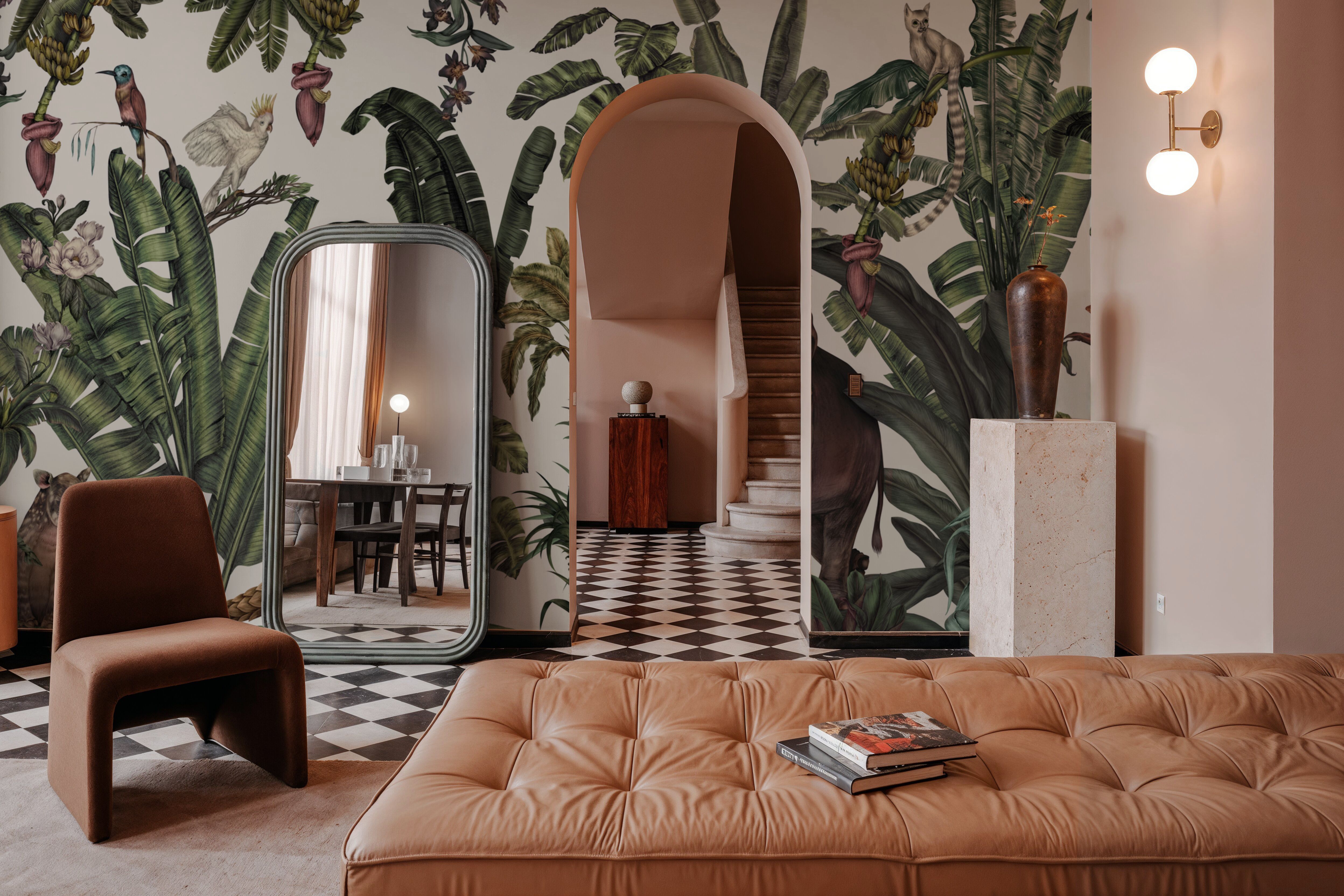 Jungle Kingdom, White