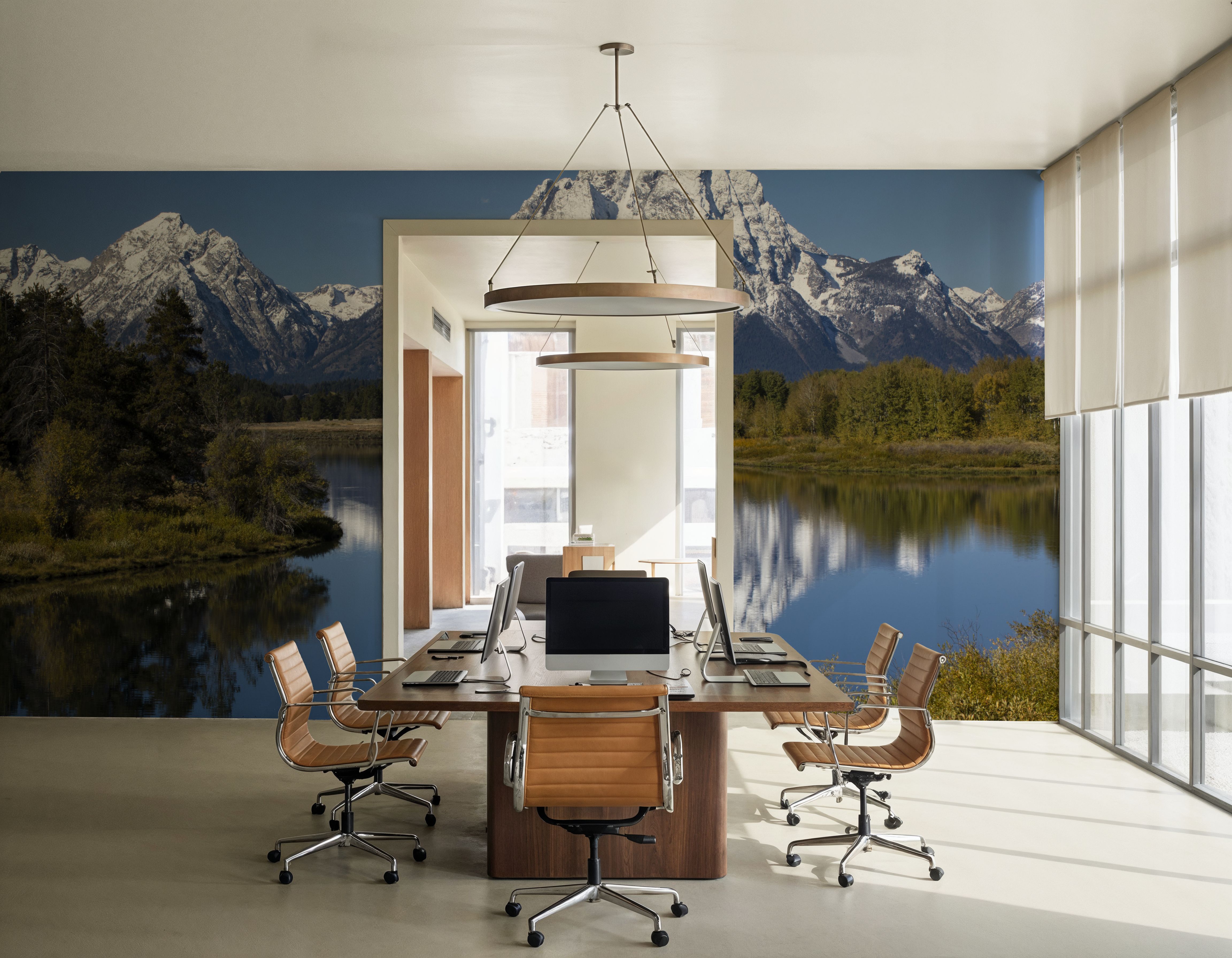 Mountain Mirror Lake