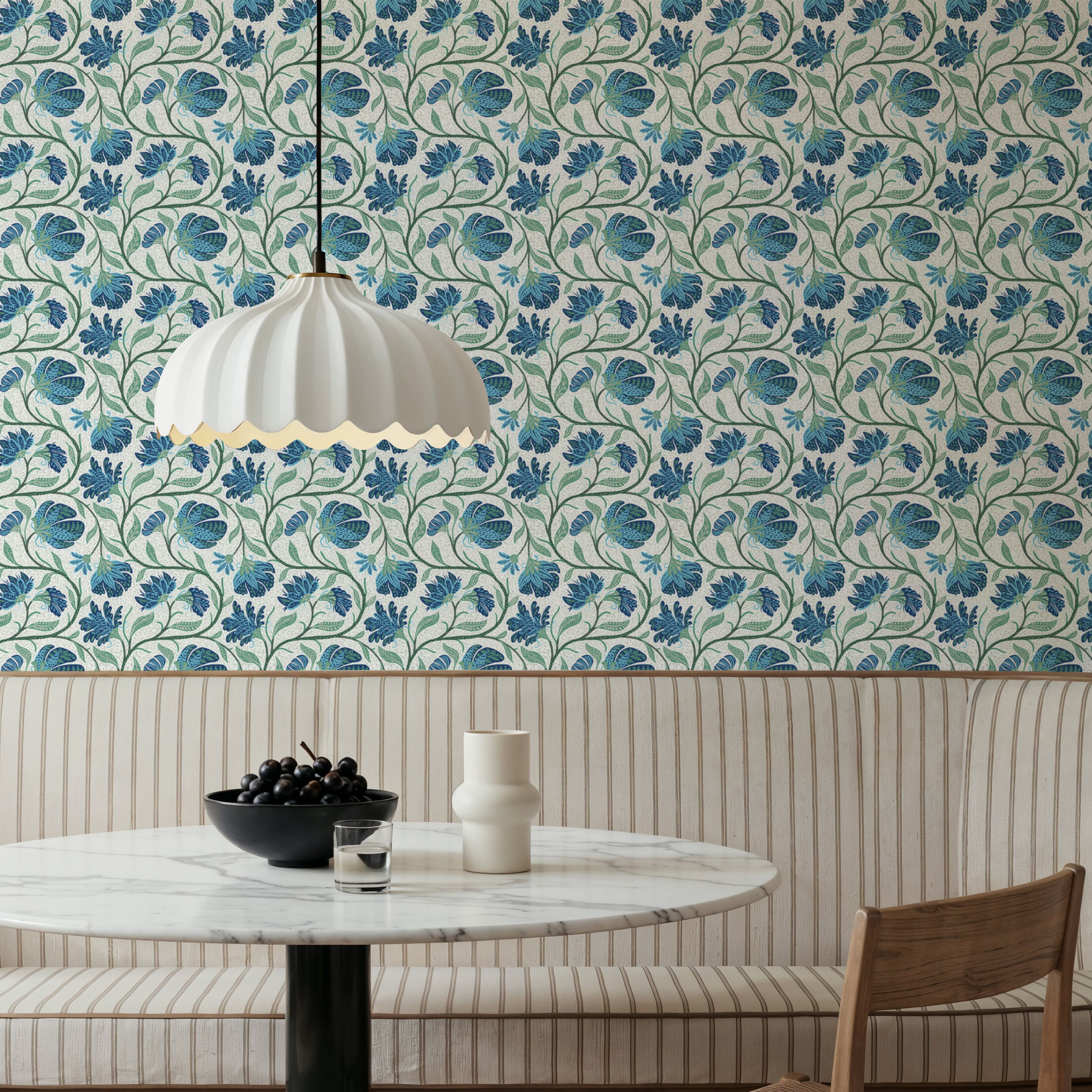 Indial Floral, Teal on Cream, Papel de parede