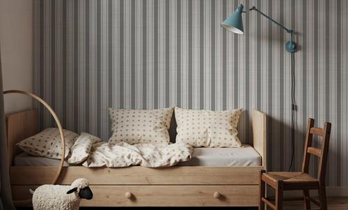 Les Andelys Vertical, Pewter