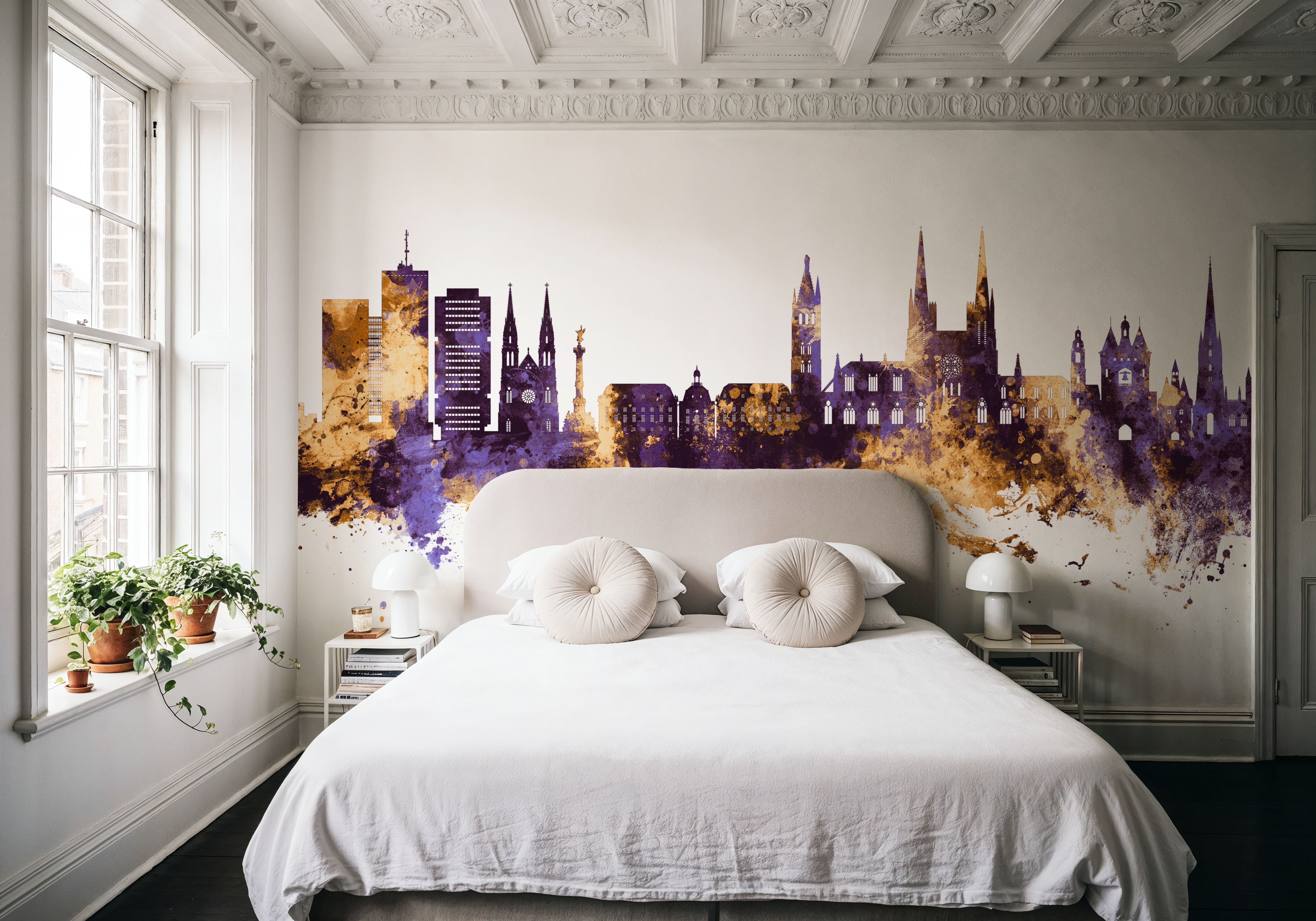 Bordeaux France Skyline Purple & Gold