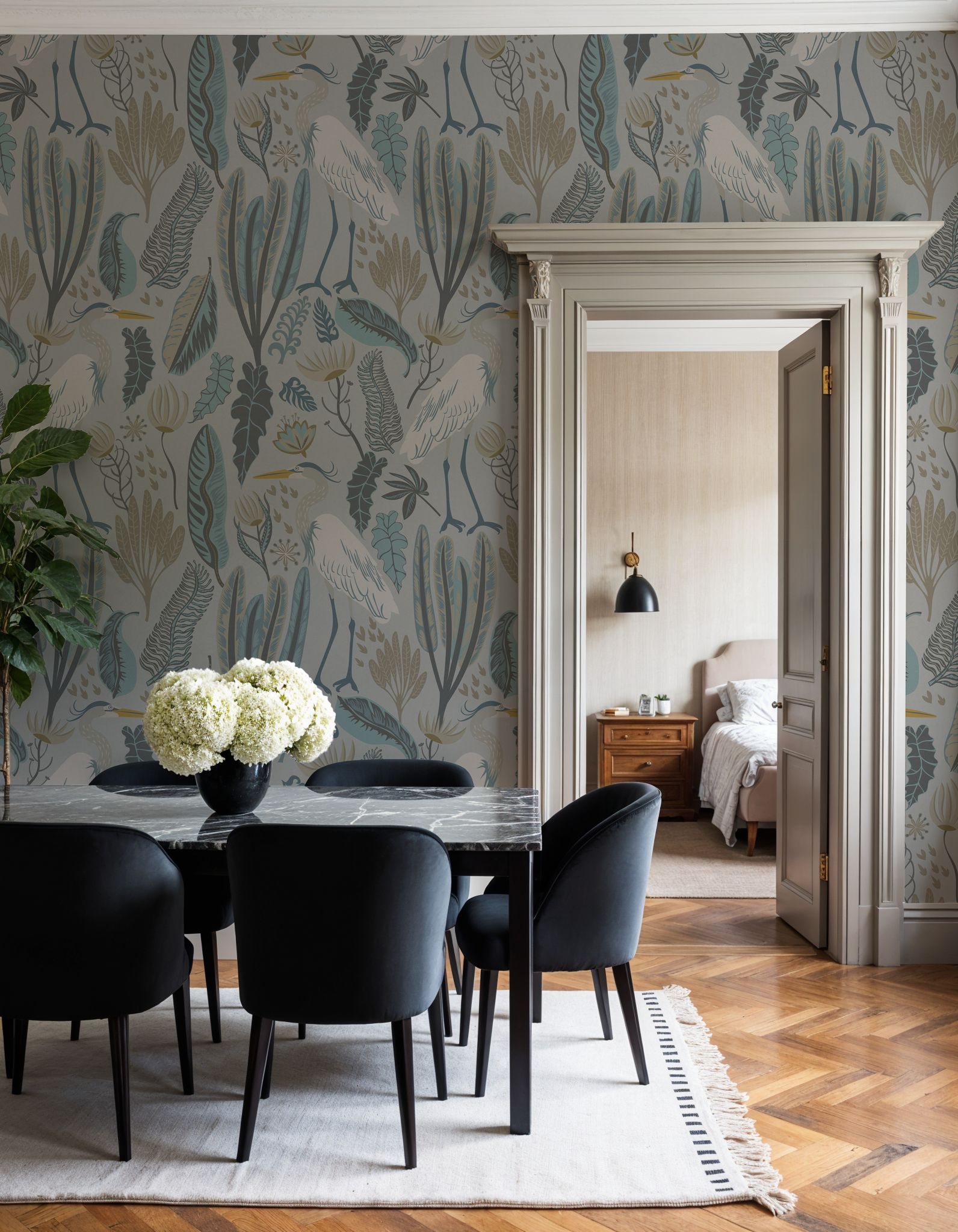 Heron & Plants Moody Beige