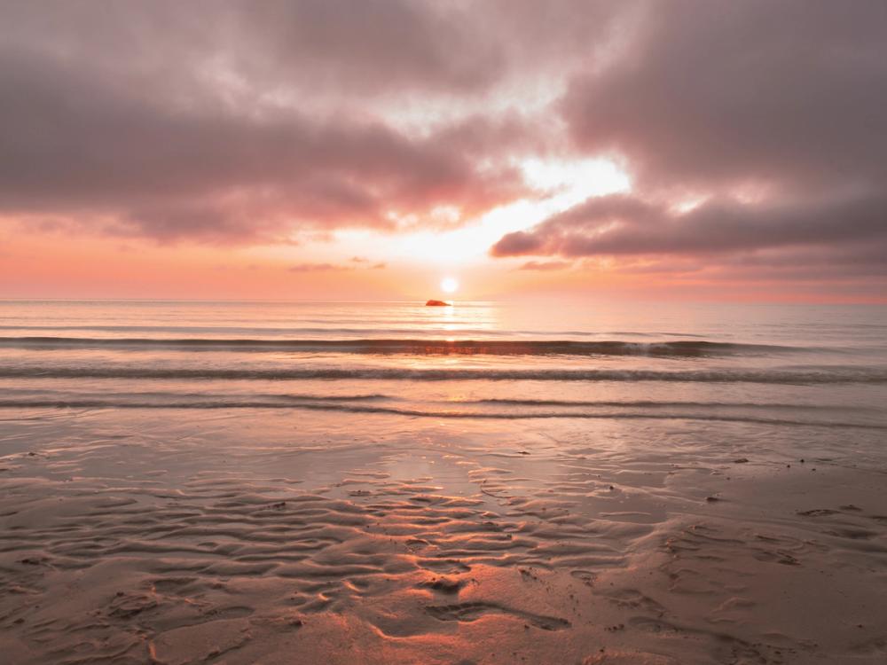 Let it Set with the Sun