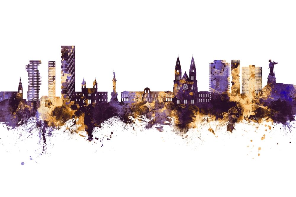 Quito Ecuador Skyline Purple & Gold