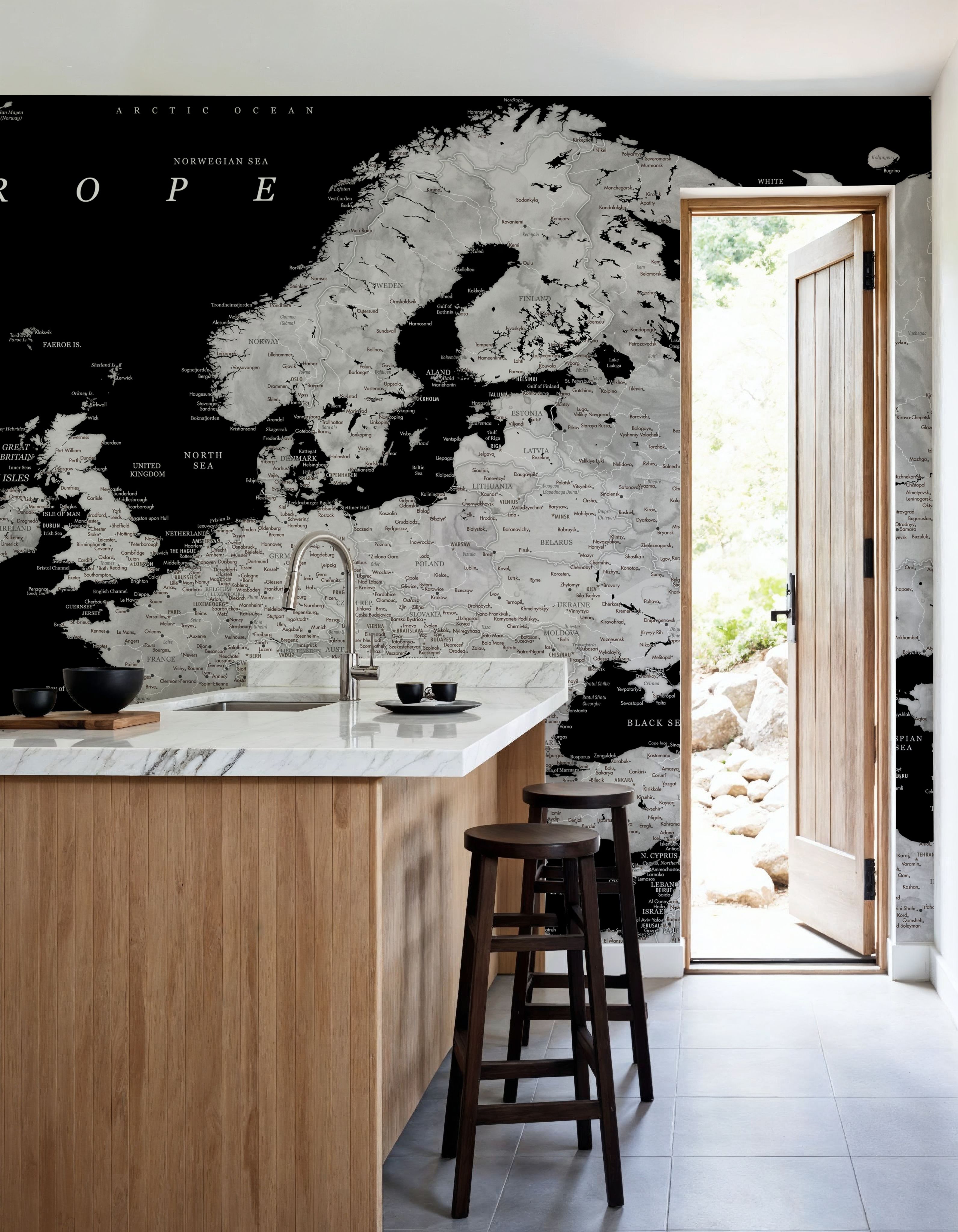 Europe Map Detailed - Eban