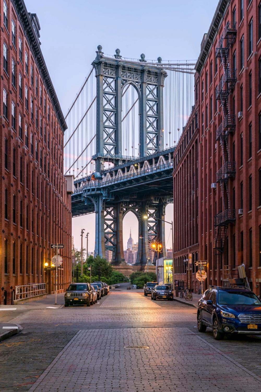 Manhattan Bridge from Dumbo Close