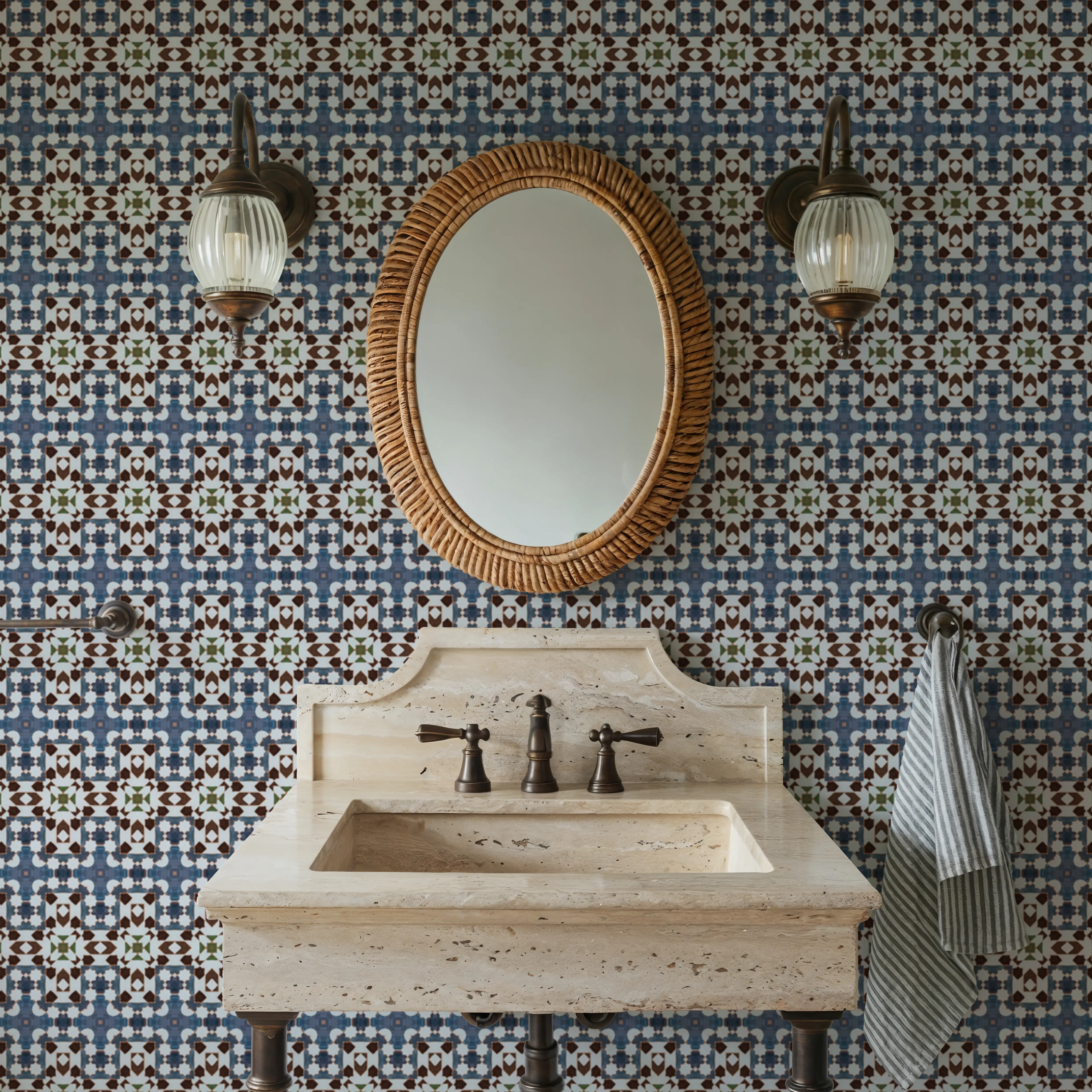 Behang - Feratela - Vierkanten Driehoeken - Bruin - Gangtrappen - Wallism België - Zelfklevend of Vliesbehang