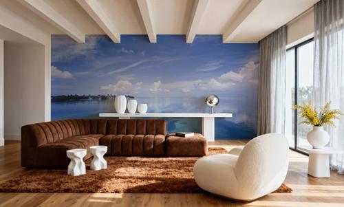 Tropical Horizon