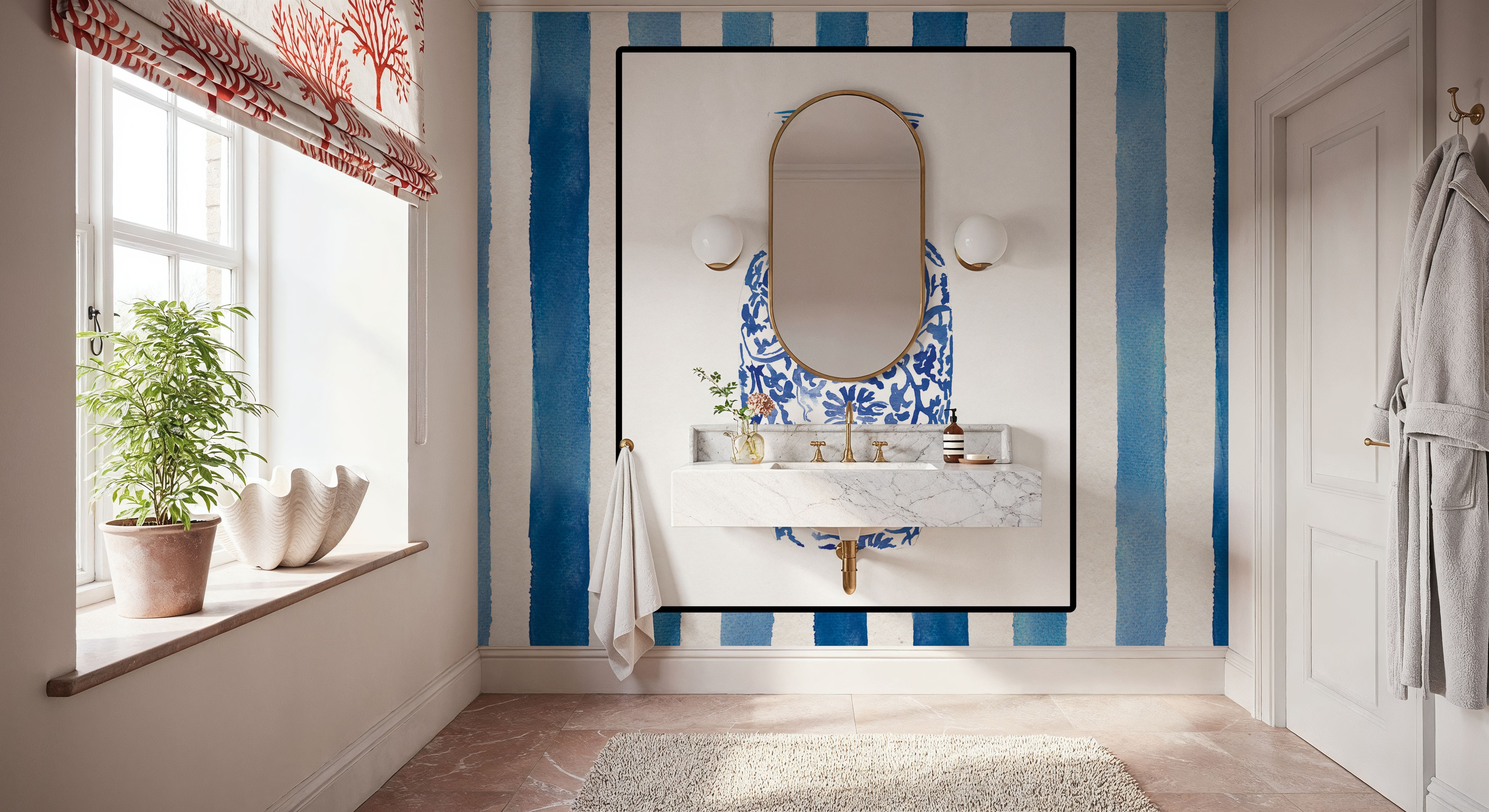 Chinoiserie Vase II Stripes