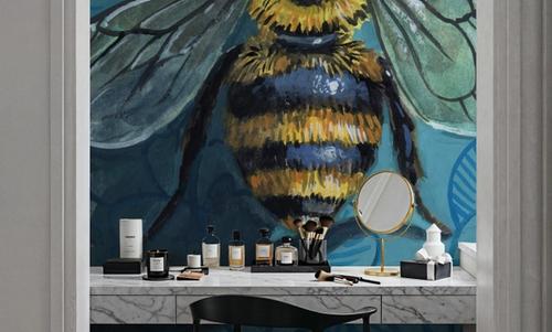 Eavesdropping Bee