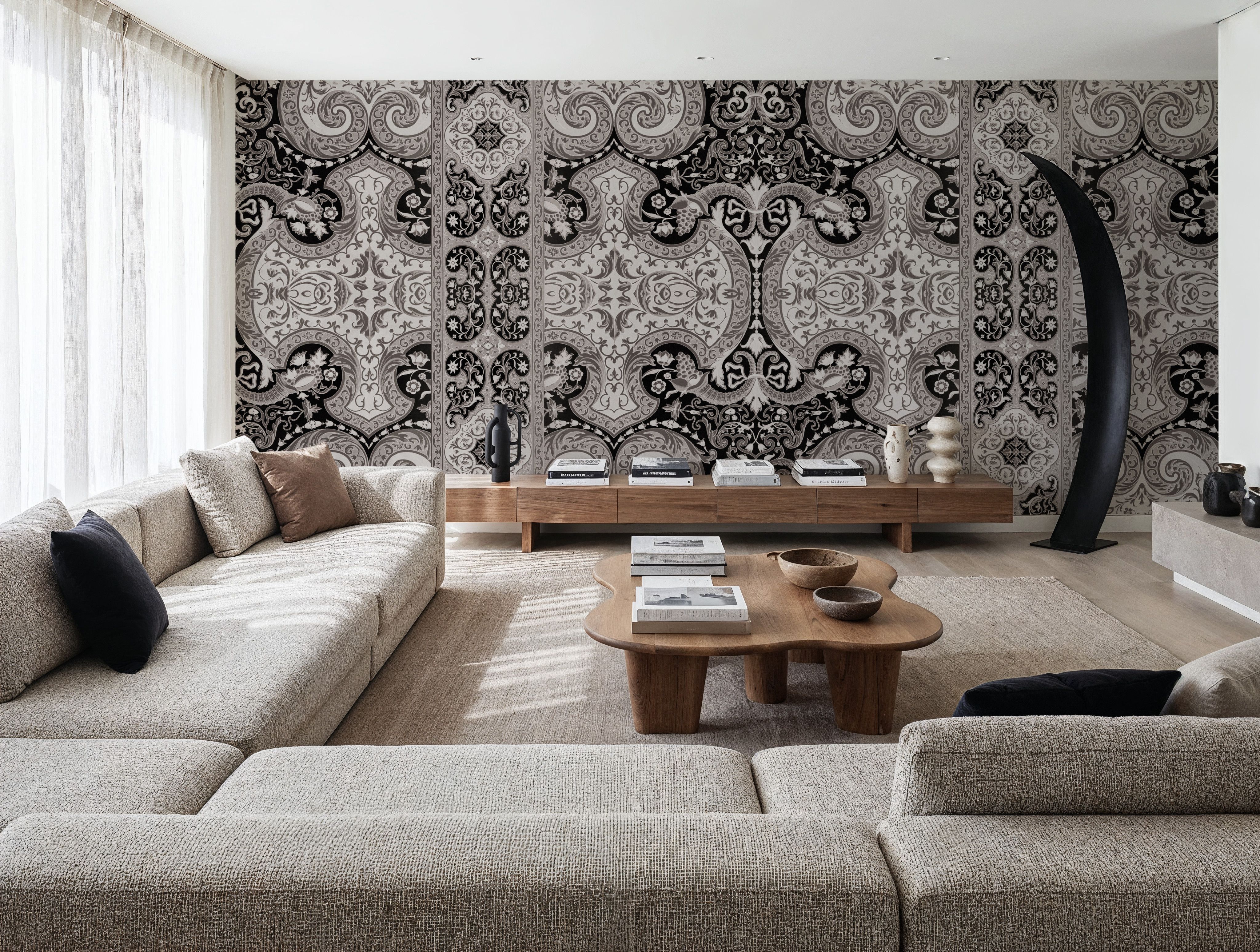 Golden Versailles, Pewter