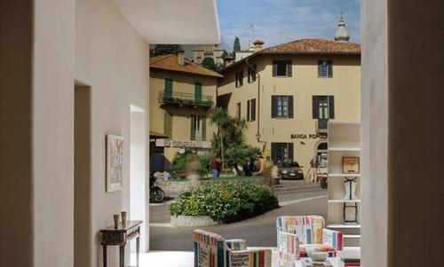 Sunny Italian Piazza