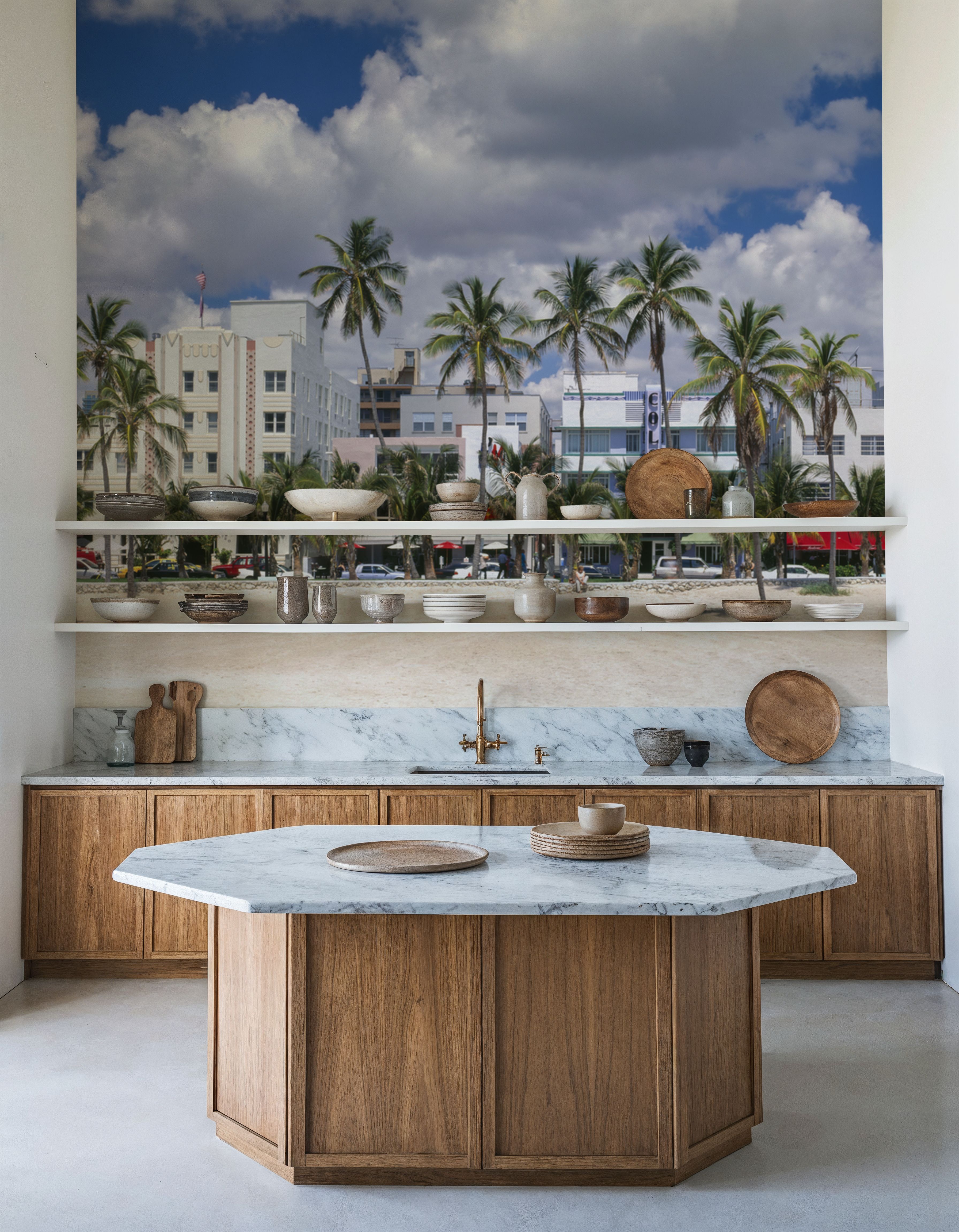 Ocean Drive Elegance