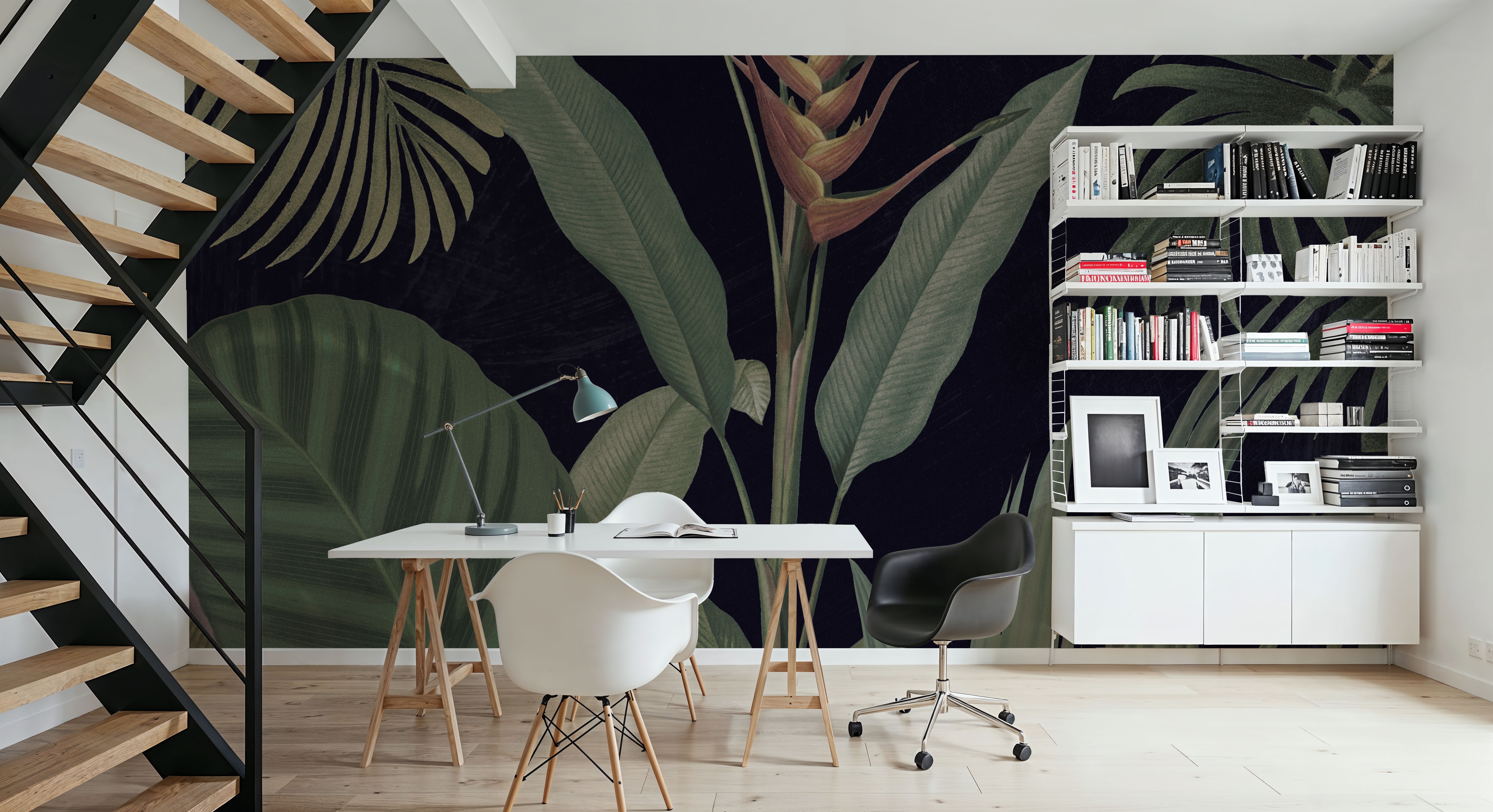 Dramatic Tropical II Light