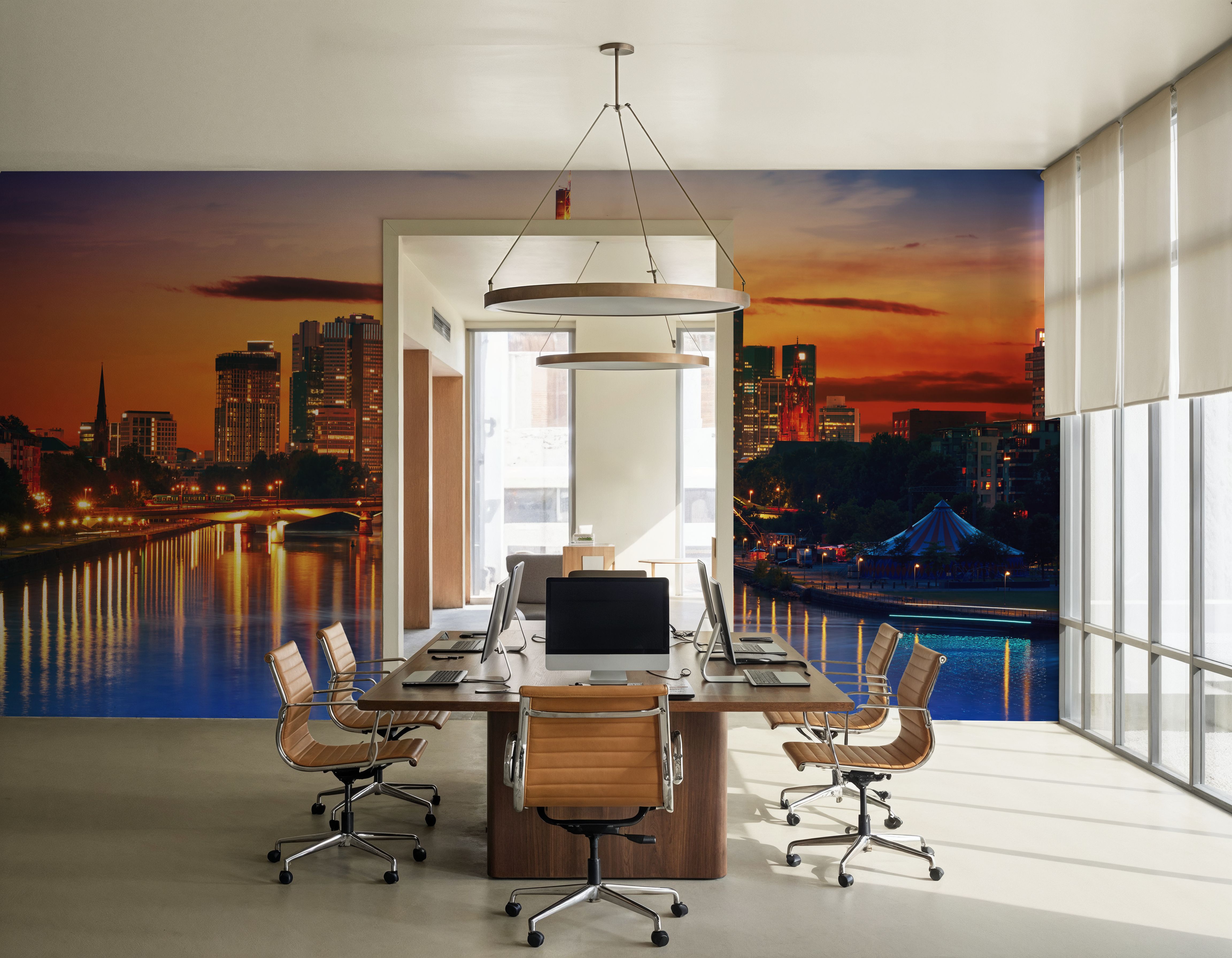 Metropolitan Twilight,