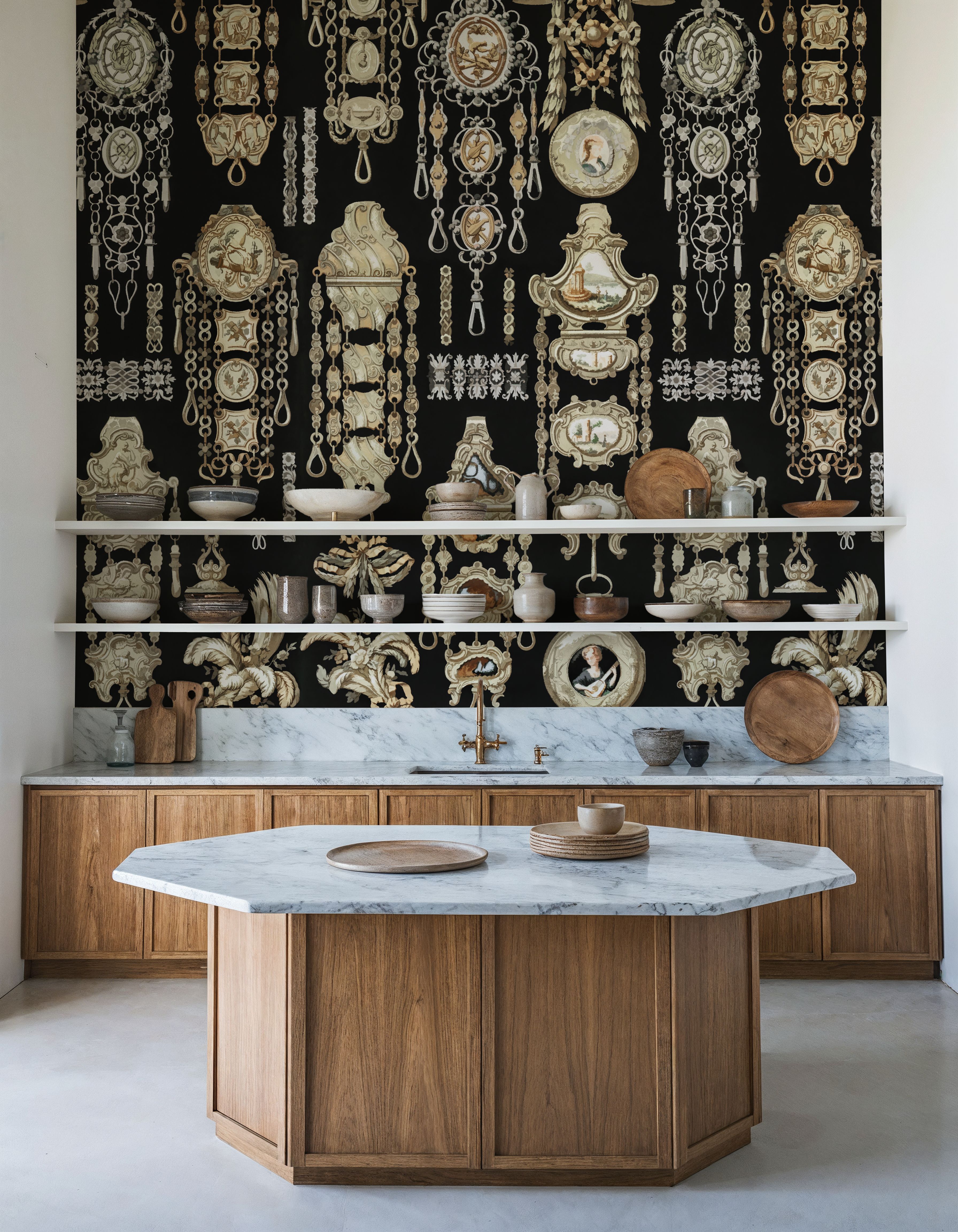 Antique Jewelleries Black