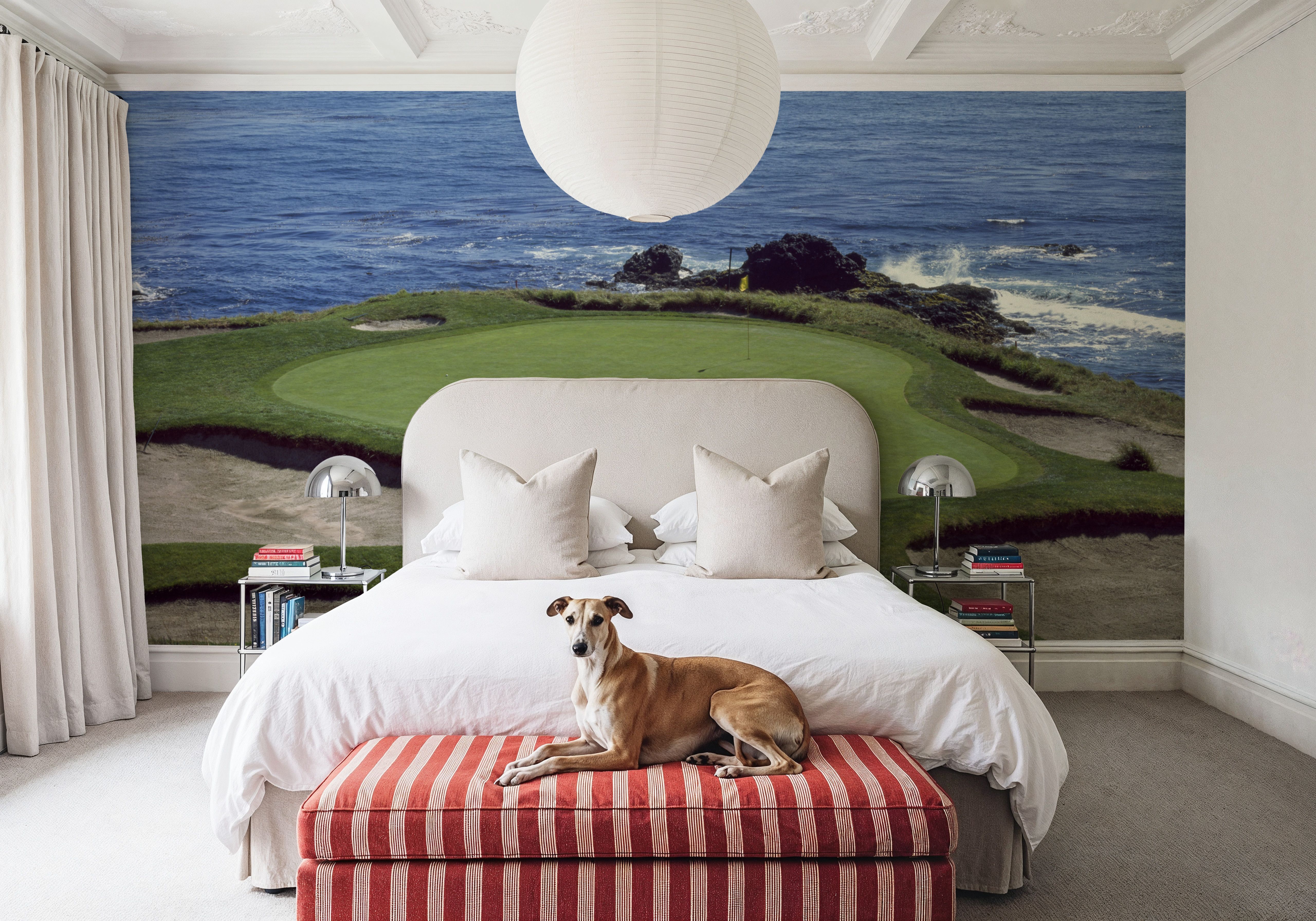 Coastal Green: Golfer's Paradise