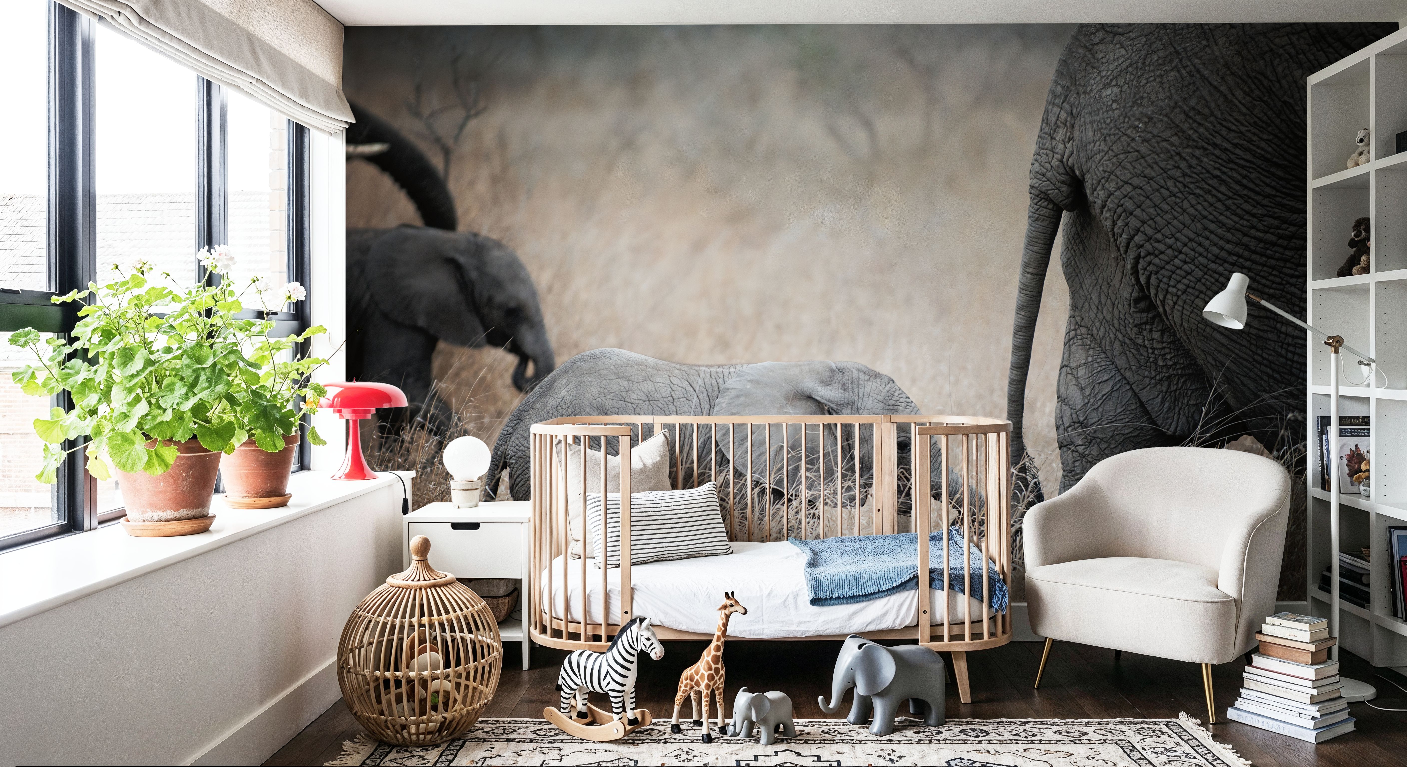 Ellie Chain, Tapeten