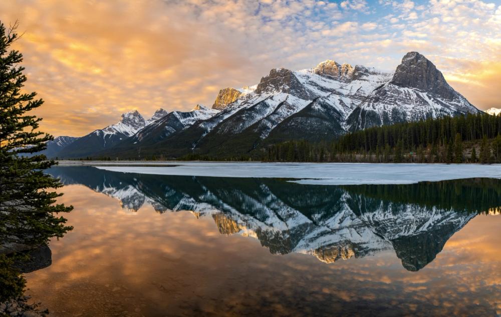 Mirror Mirror Three Sisters