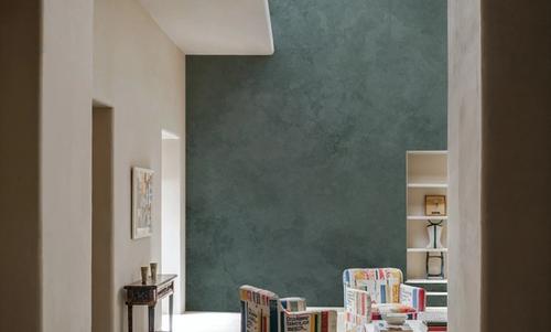 Subtle Plaster Wall, Forest Green