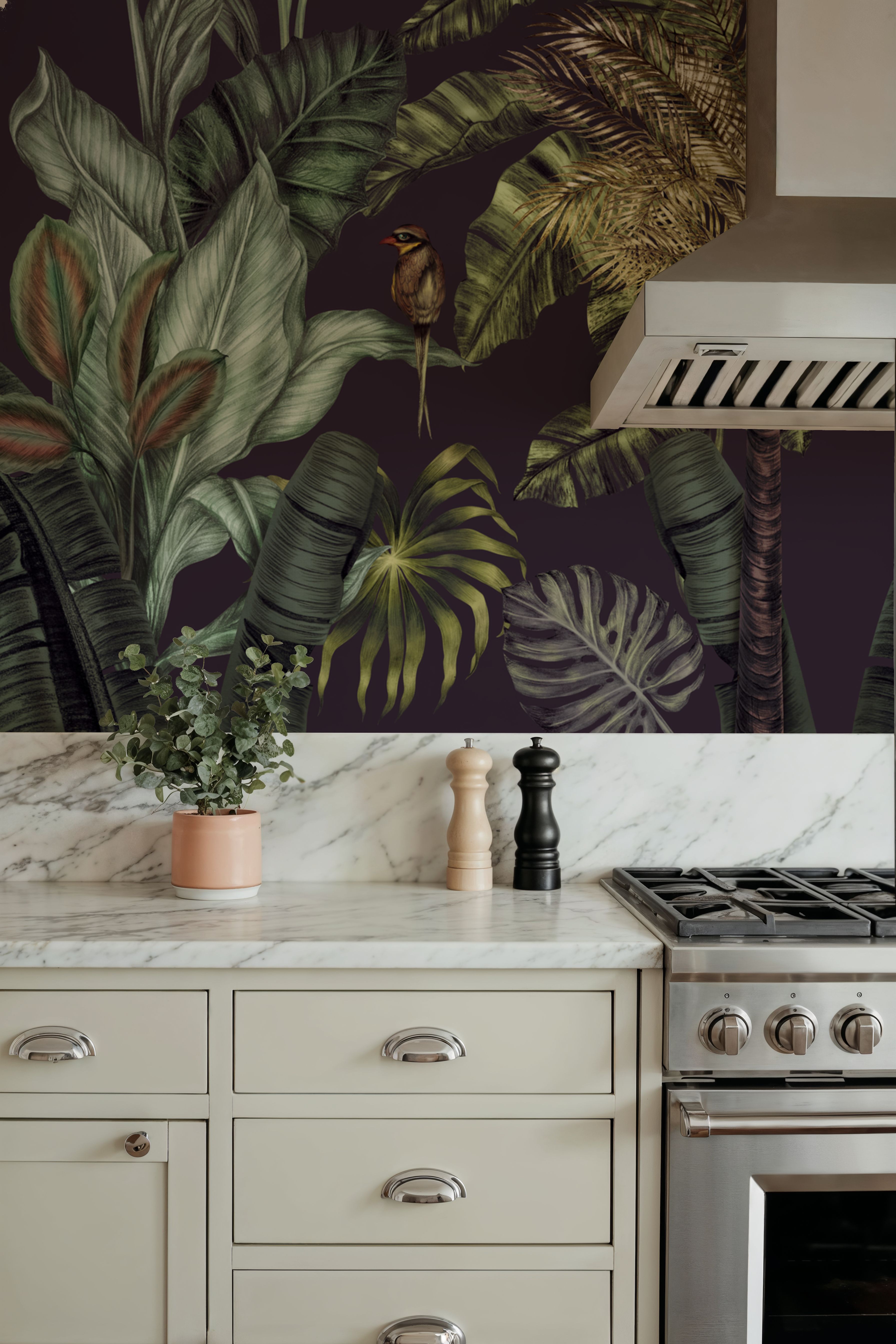 Tropical Wonderland, Plum