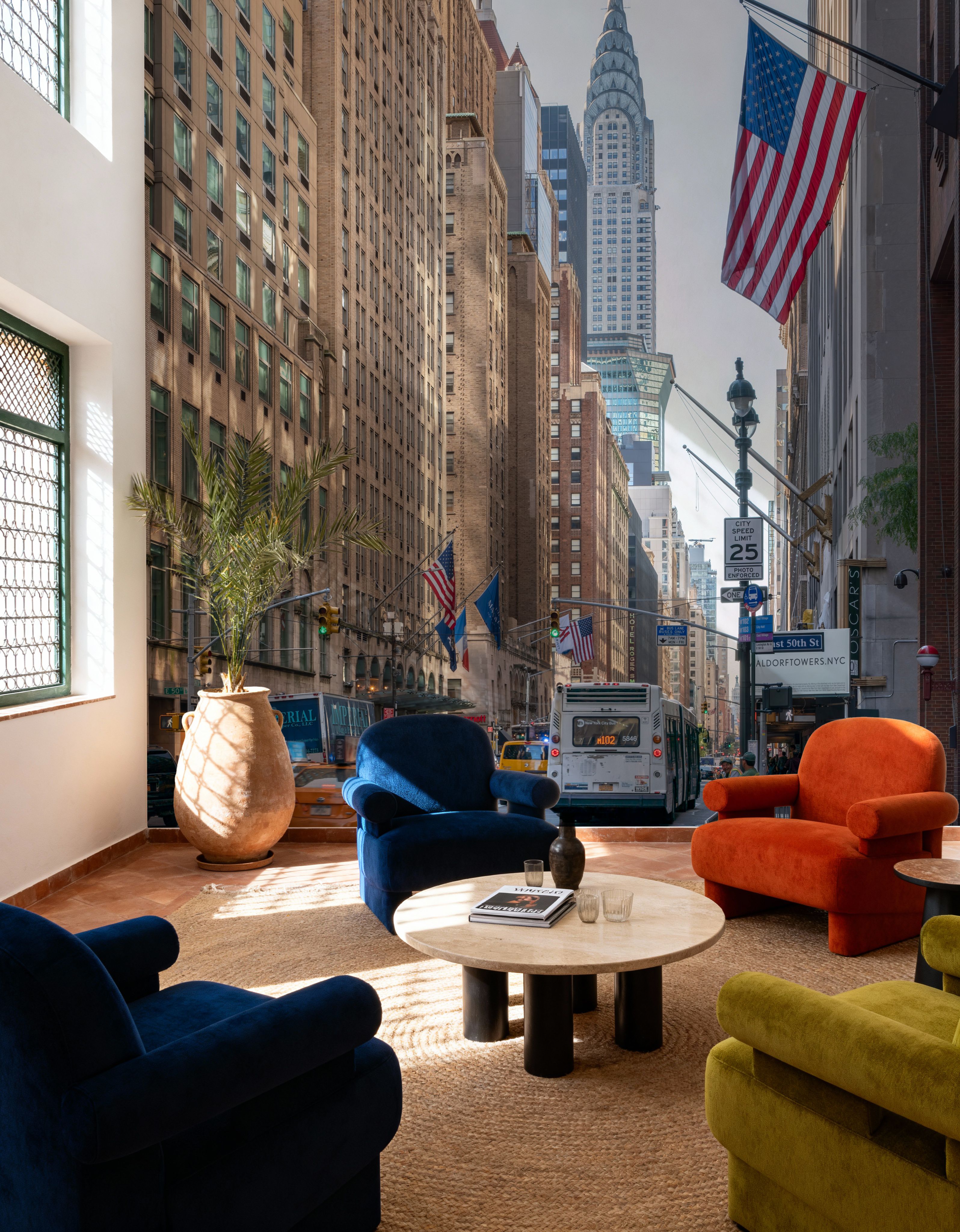 Wall Mural - Lexington Views - Architecture Big Cities mural wallpaper - Bedroom - Wallism US - Premium, Textured or Peel & Stick