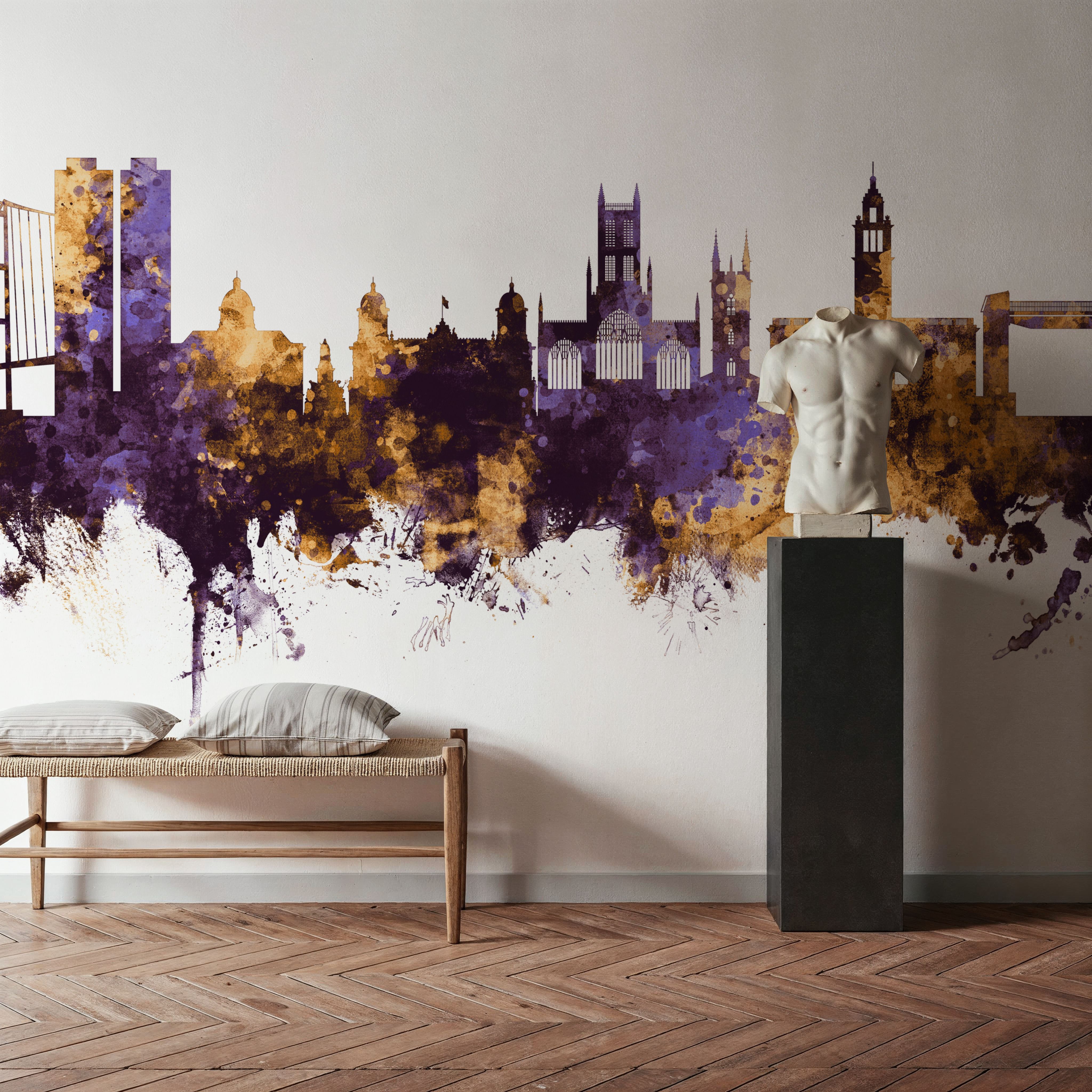 Kingston upon Hull England Skyline Purple & Gold